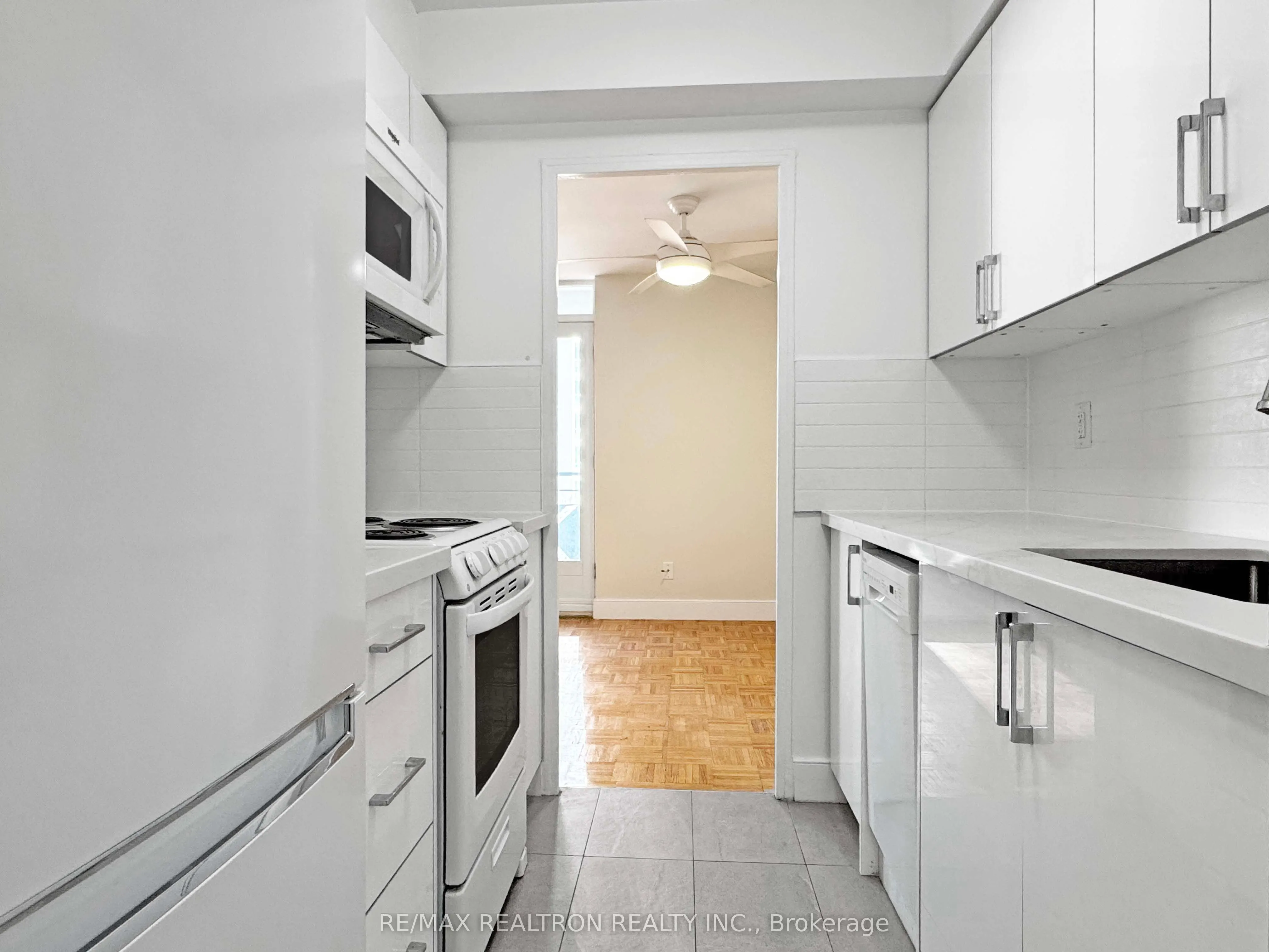 55 Isabella Street, #1103