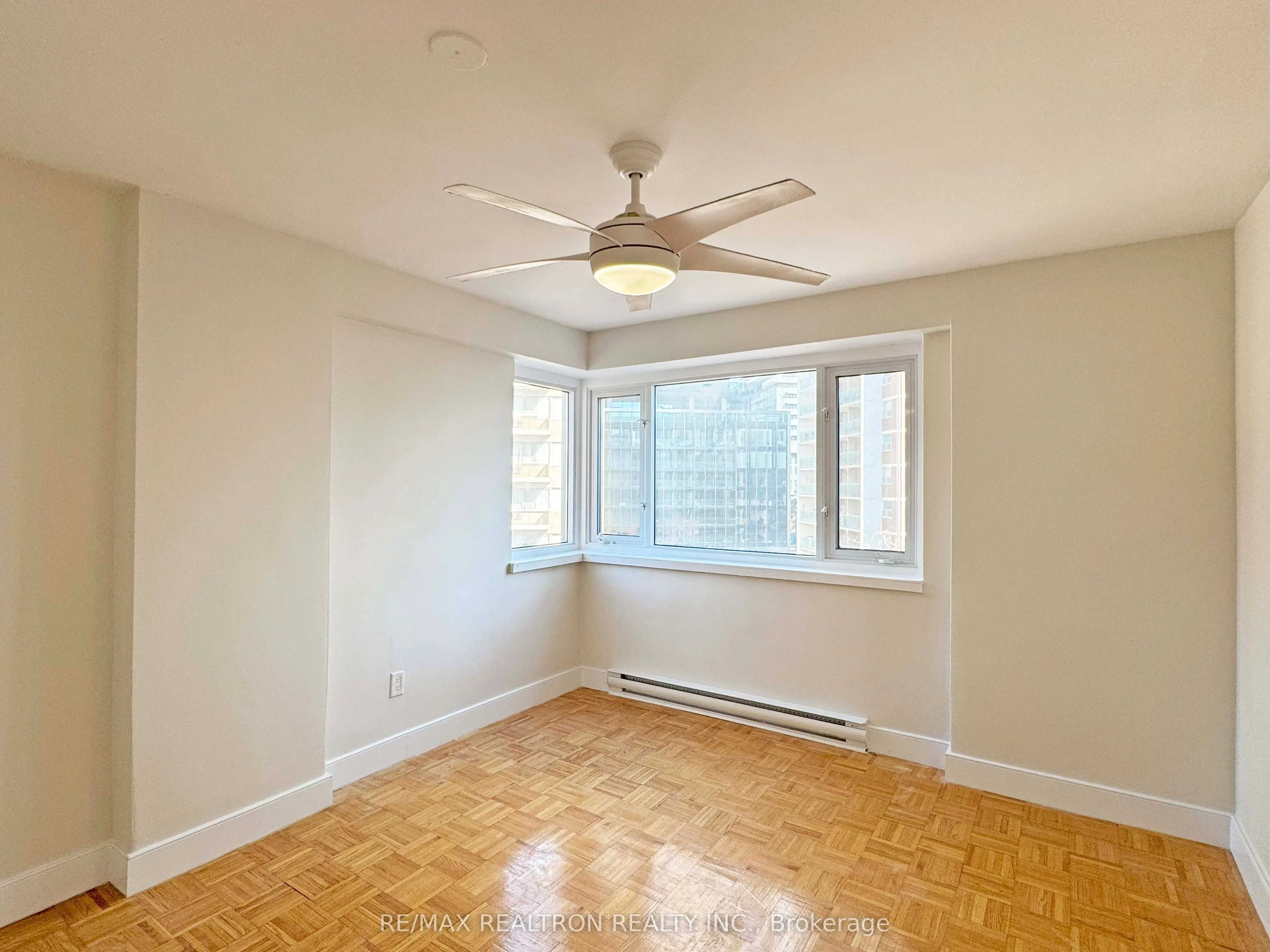 55 Isabella Street, #1103