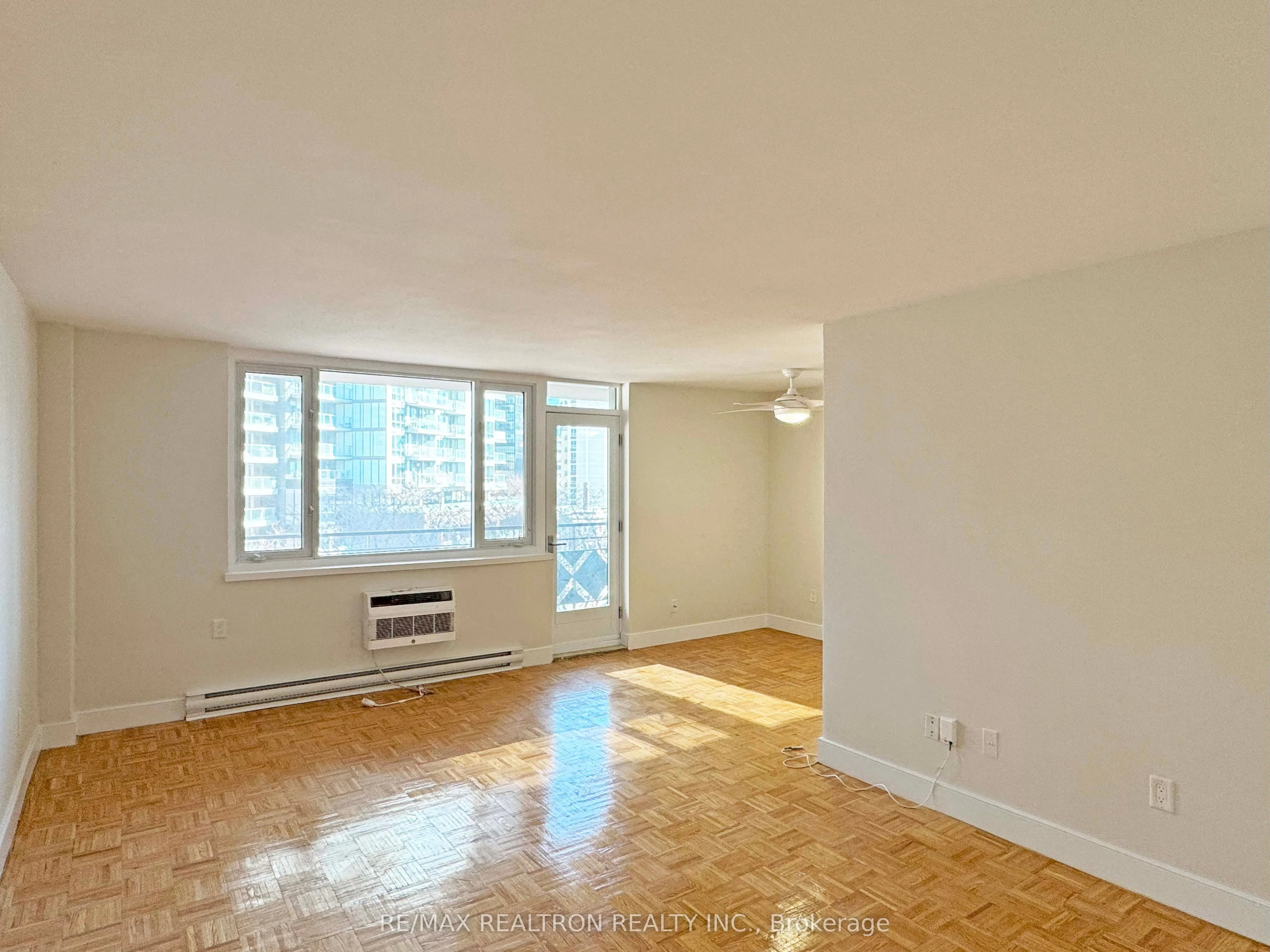55 Isabella Street, #1103