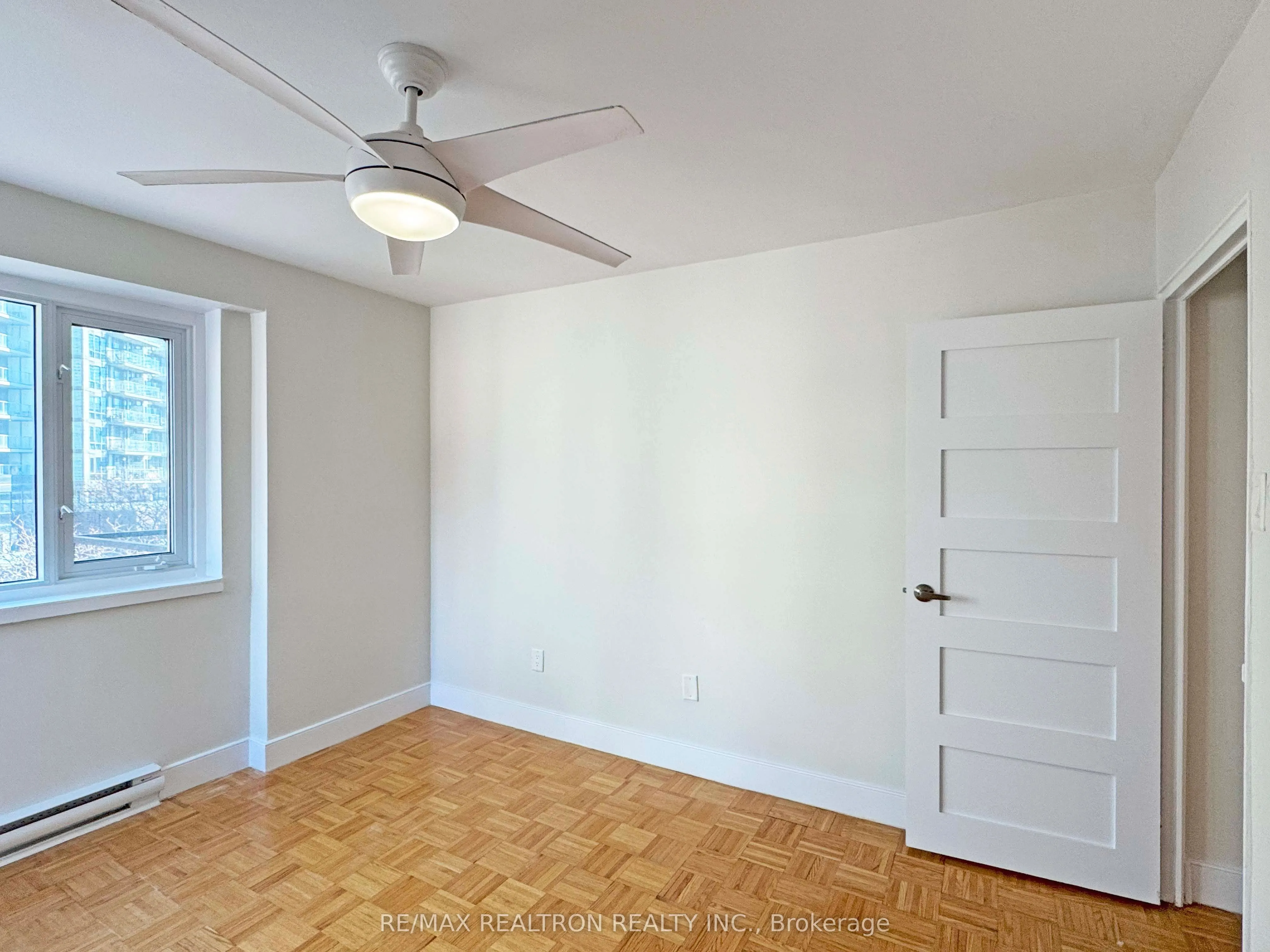 55 Isabella Street, #1103