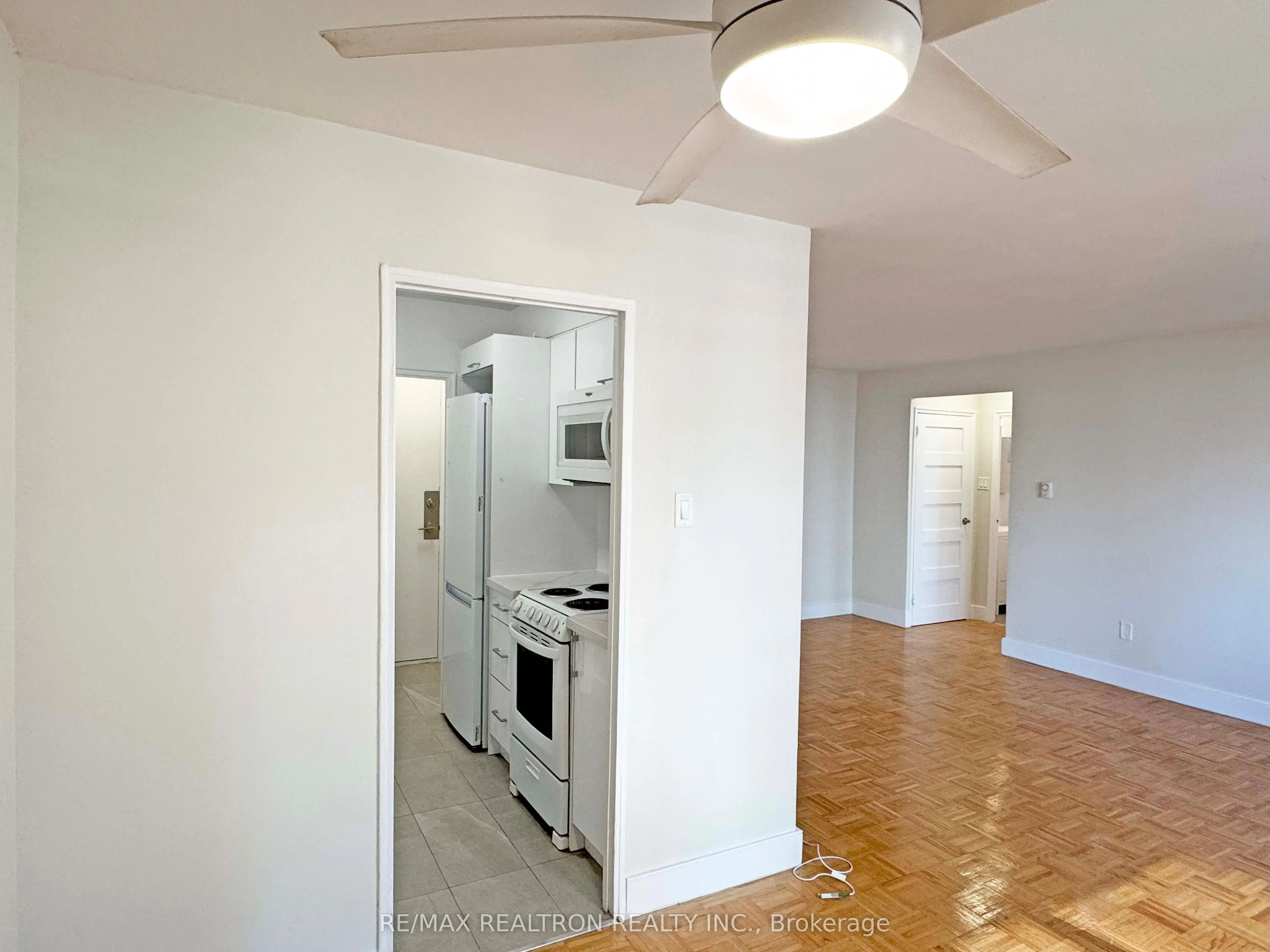 55 Isabella Street, #1103