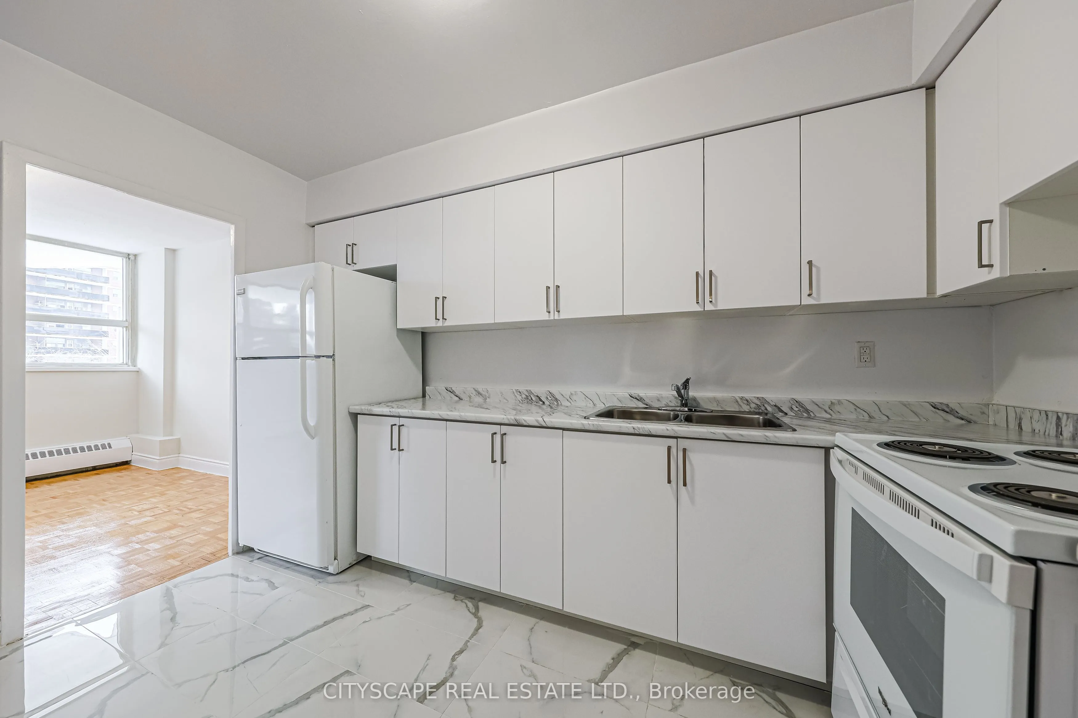 105 Rowena Drive, #107