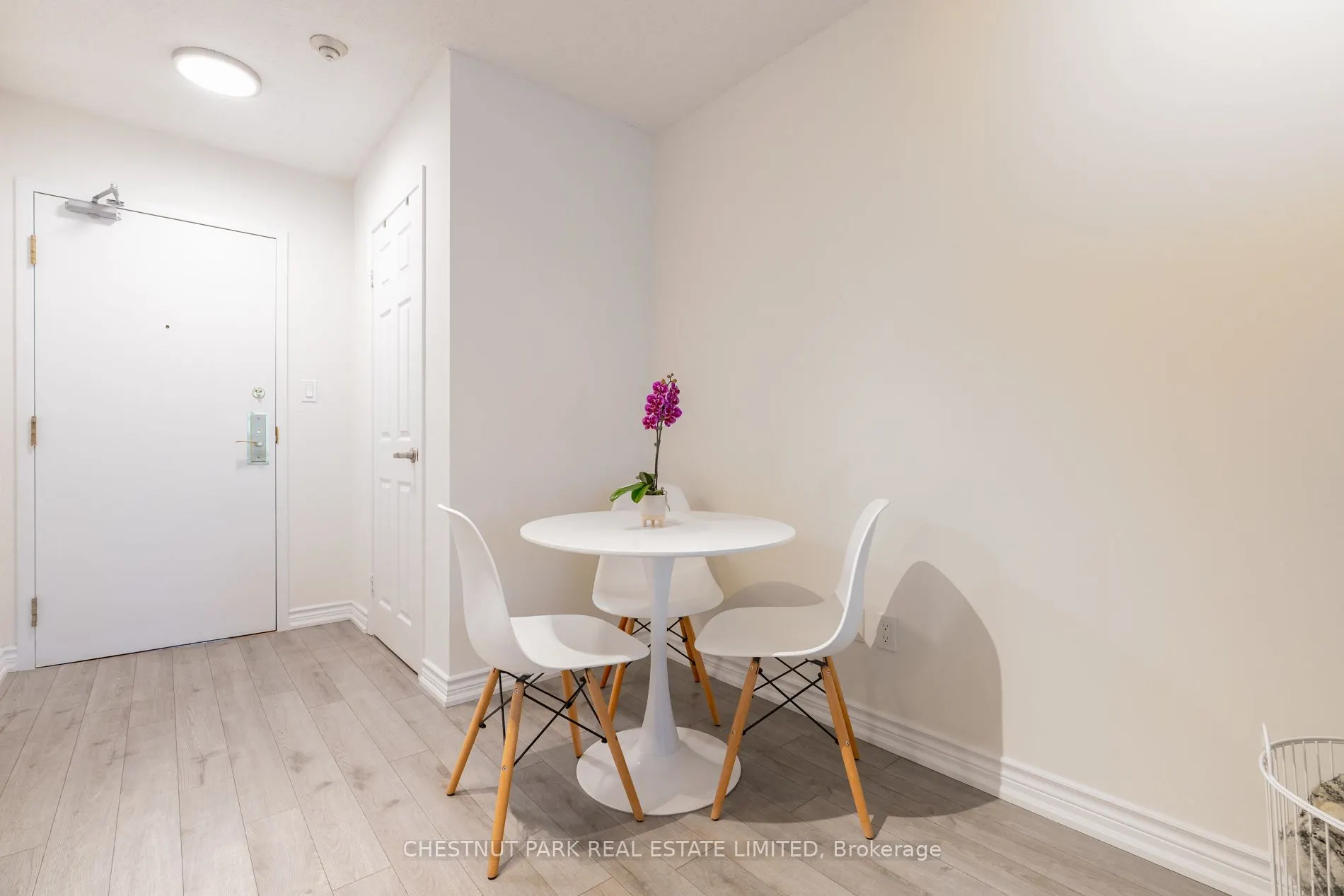 25 Grenville Street, #706