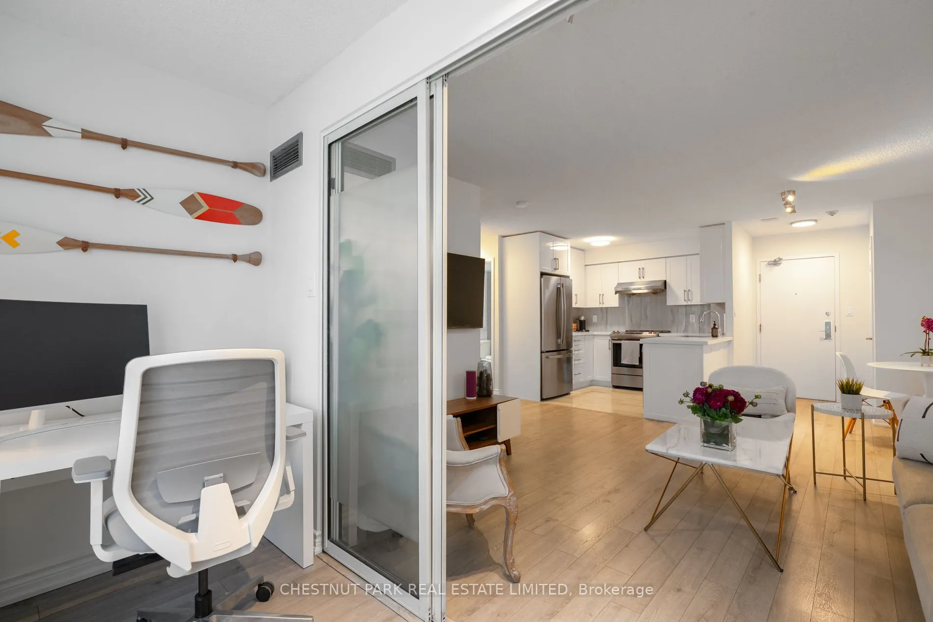 25 Grenville Street, #706