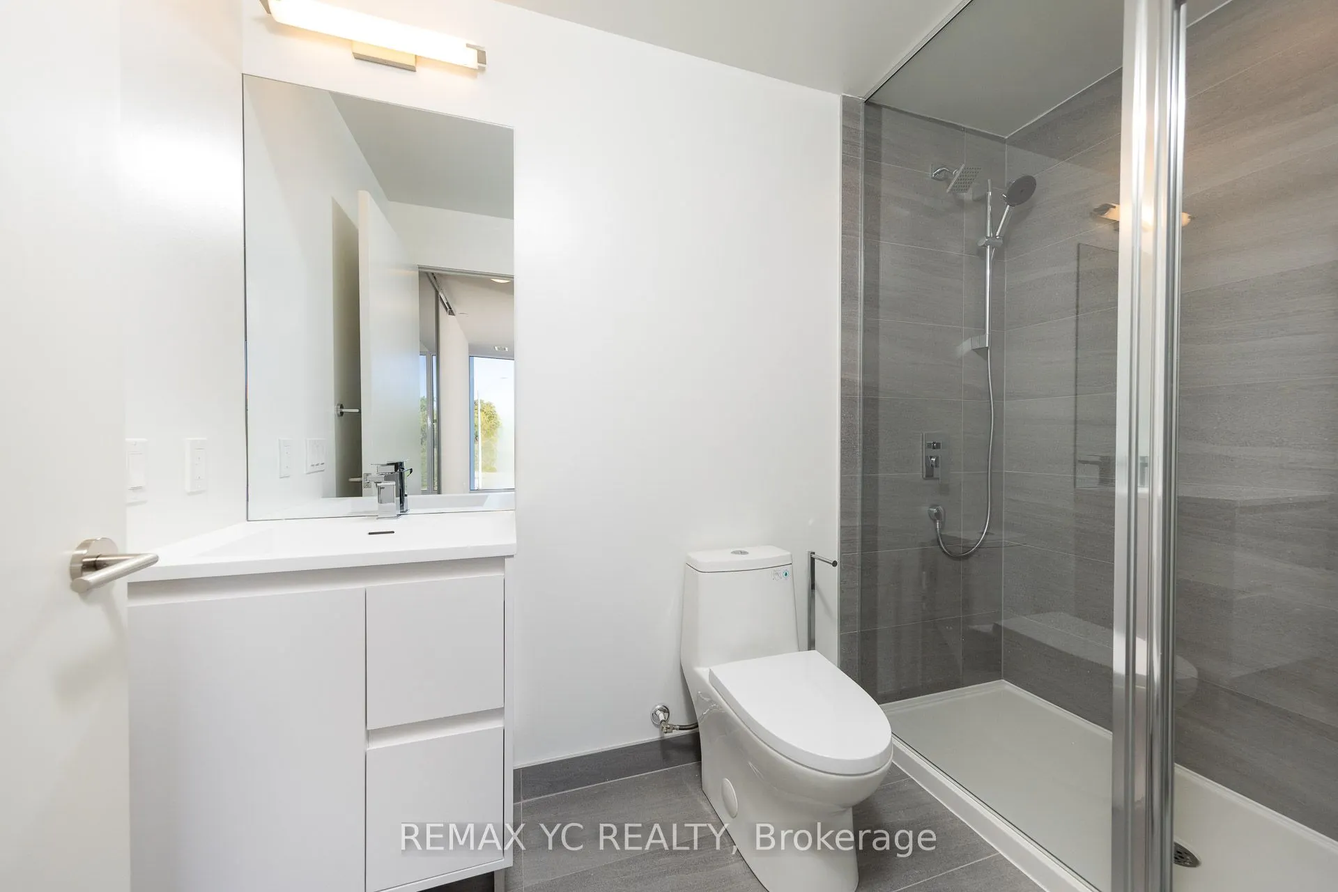 1 Kyle Lowry Road, #213