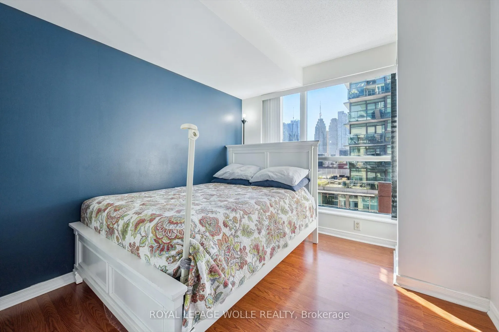 230 King Street E, #1109