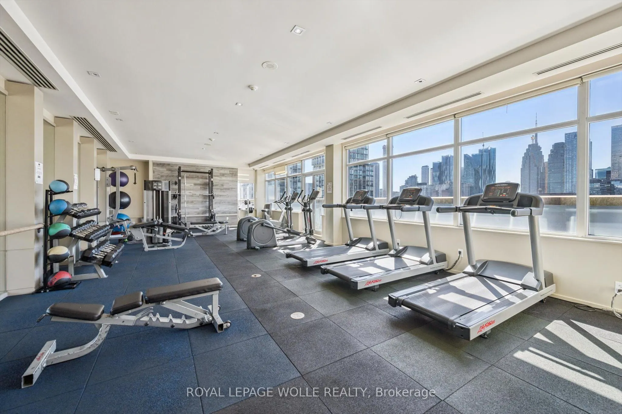 230 King Street E, #1109