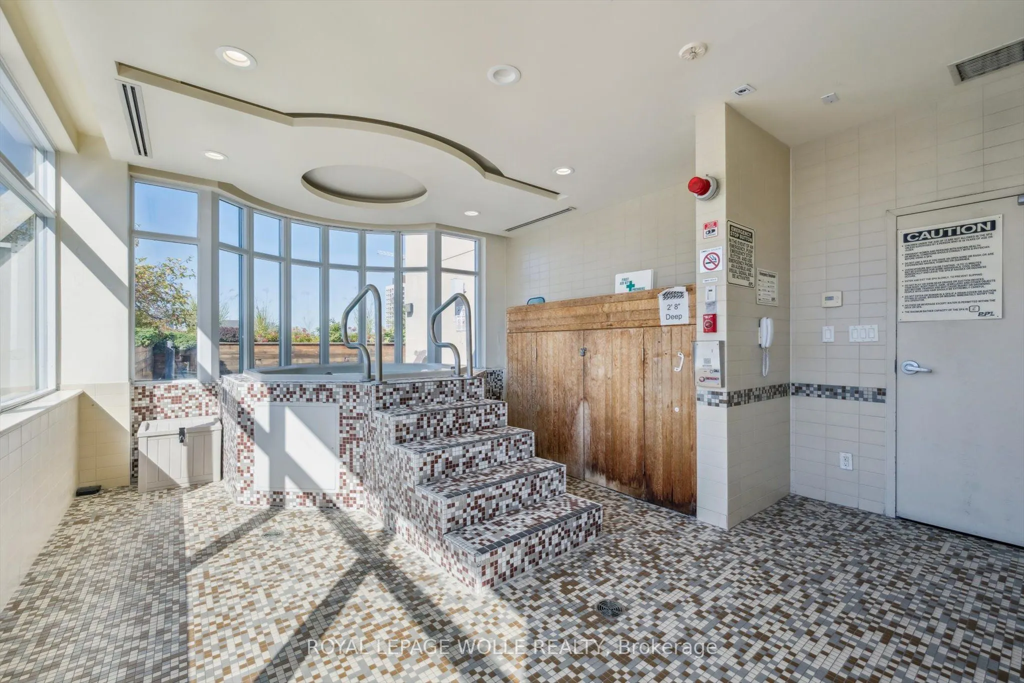 230 King Street E, #1109