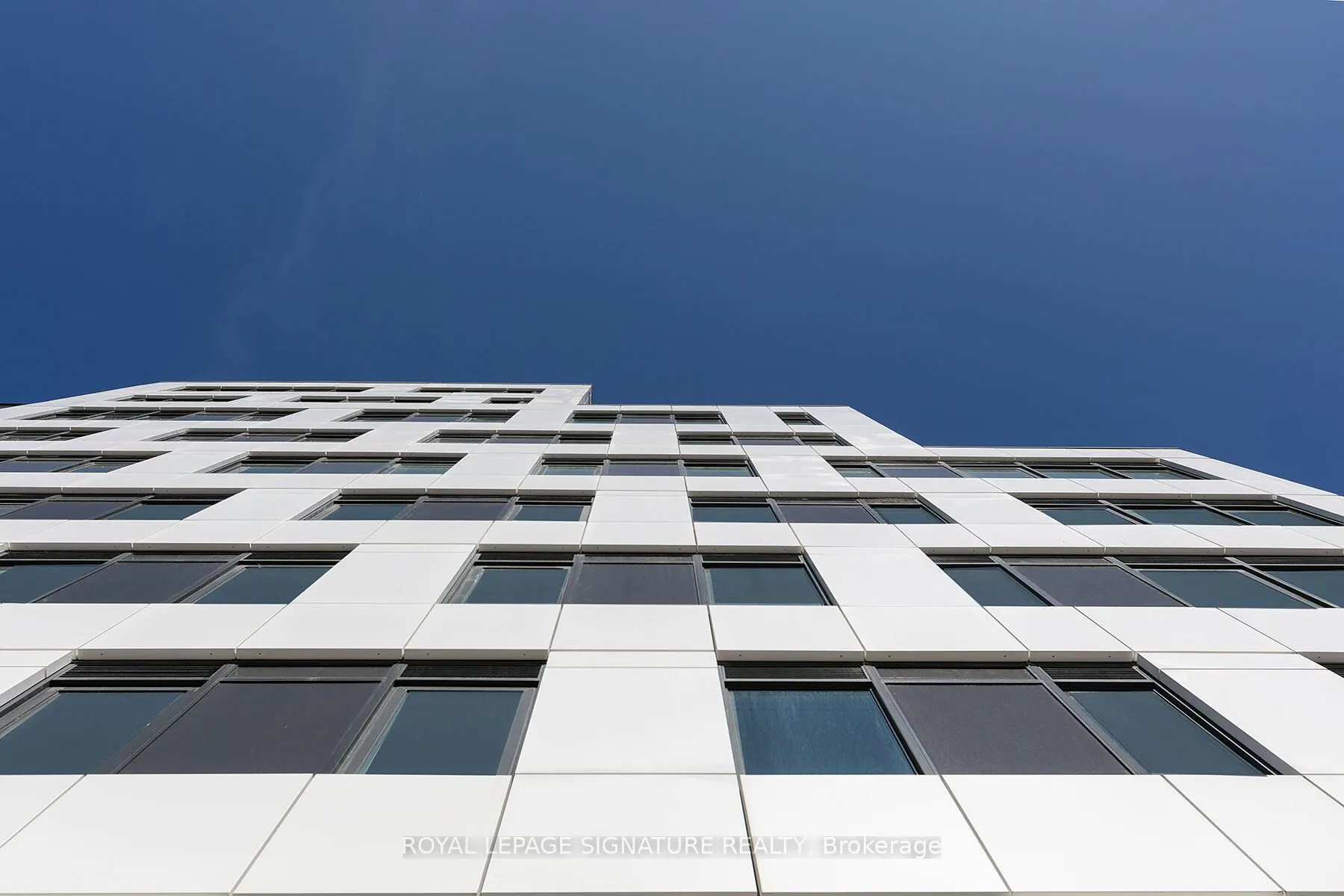 664 Spadina Avenue, #810