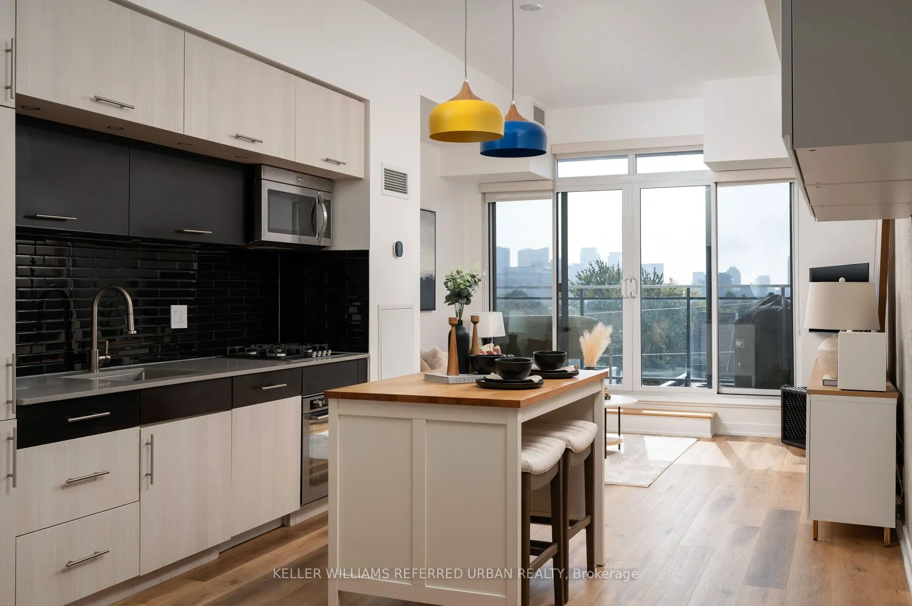 205 Manning Avenue, #405