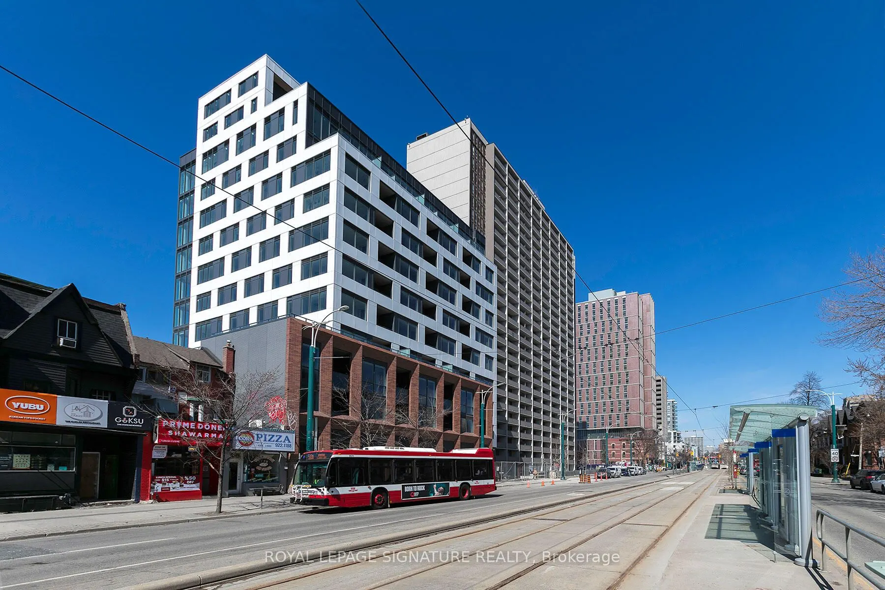 664 Spadina Avenue, #604