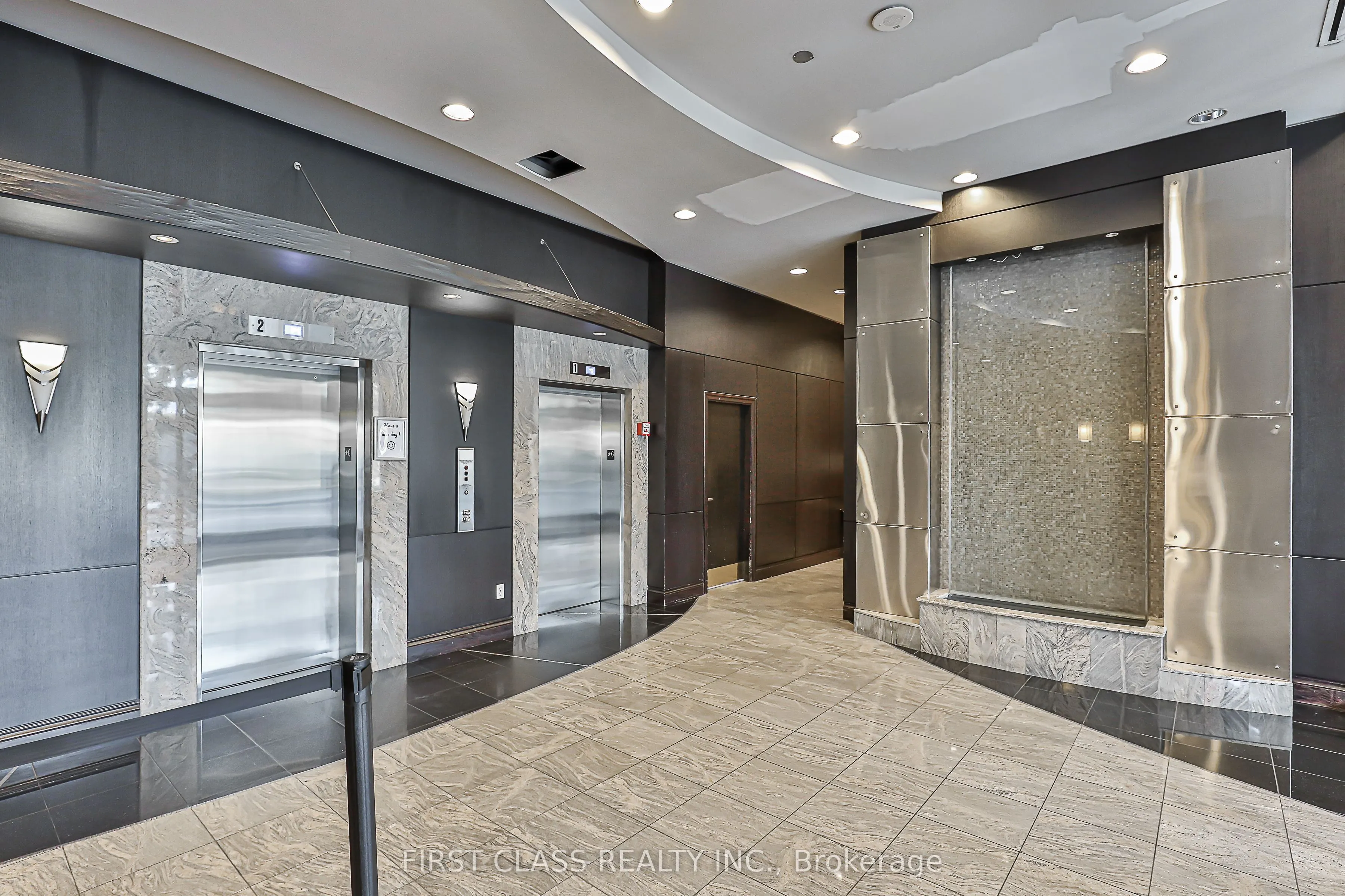 51 Lower Simcoe Street, #1202