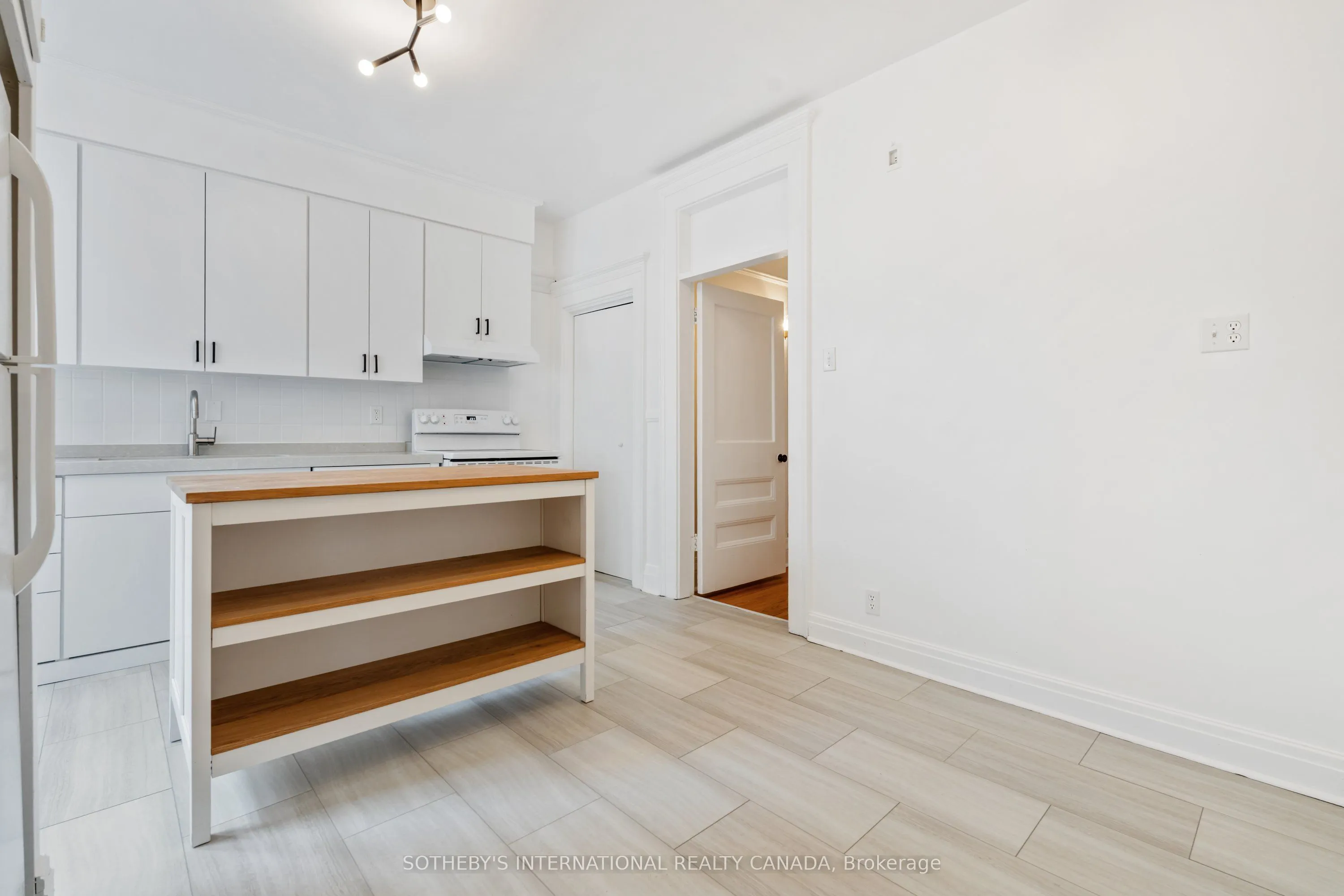 41 Spadina Road, #6