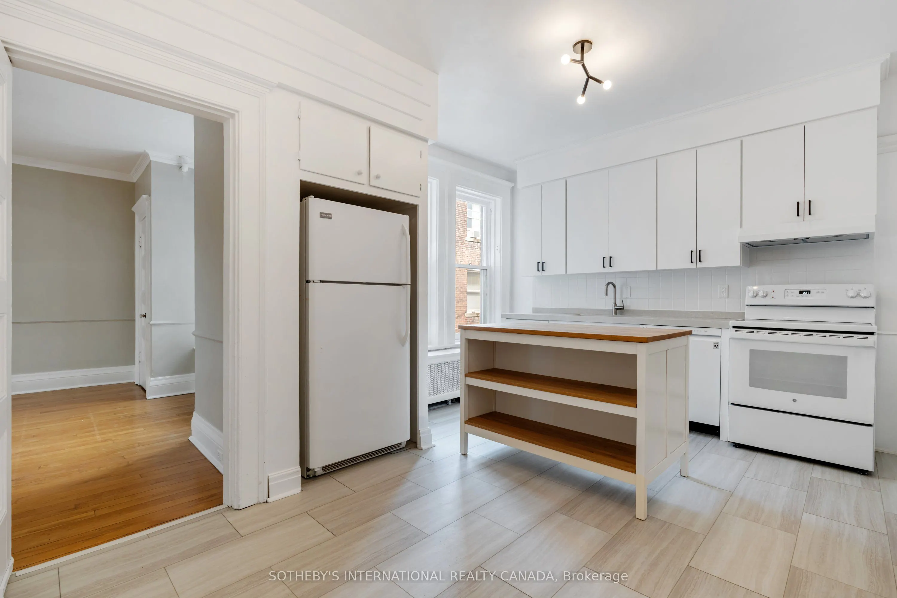 41 Spadina Road, #6