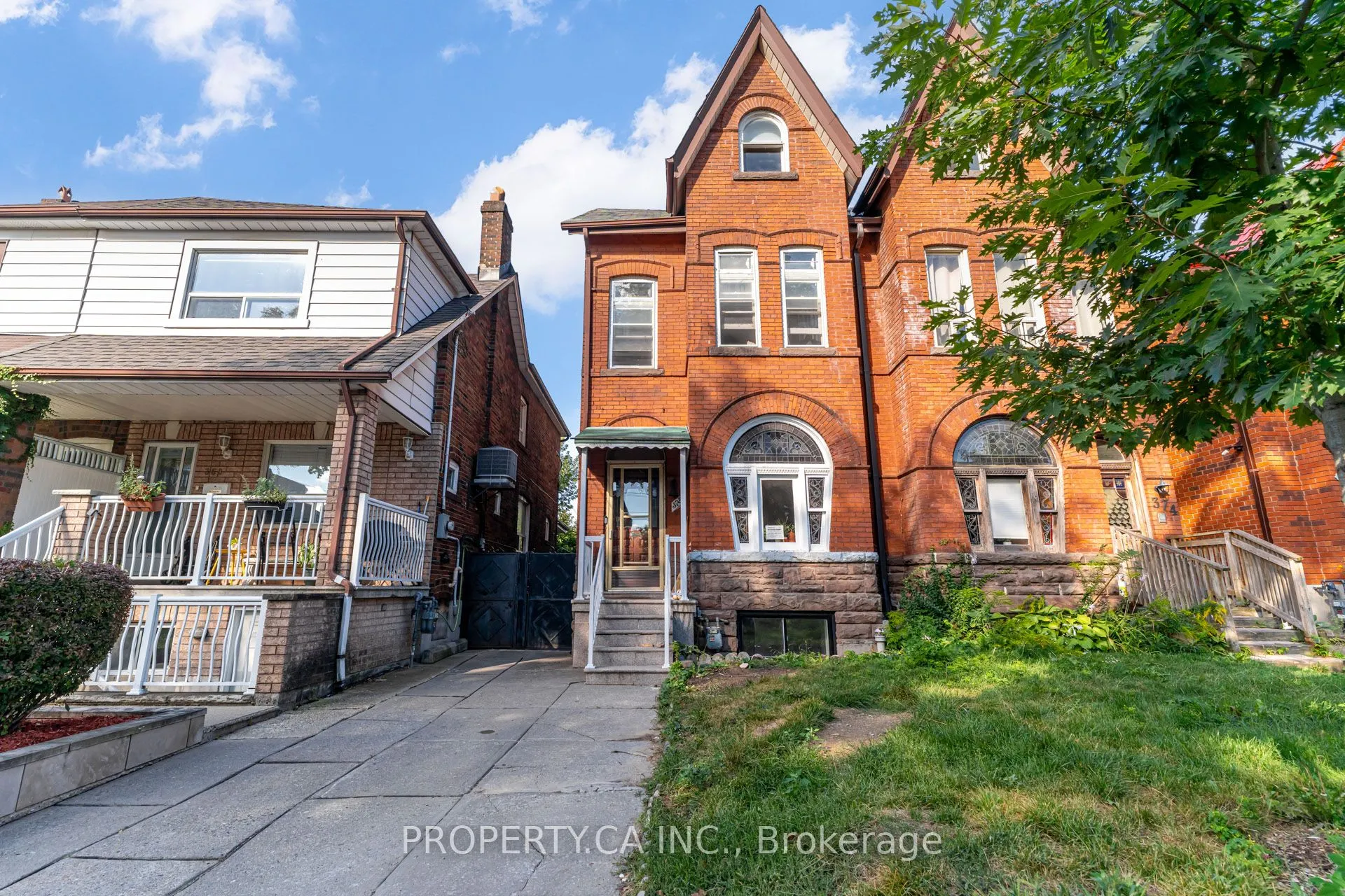 372 Saint Clarens Avenue, #Basement