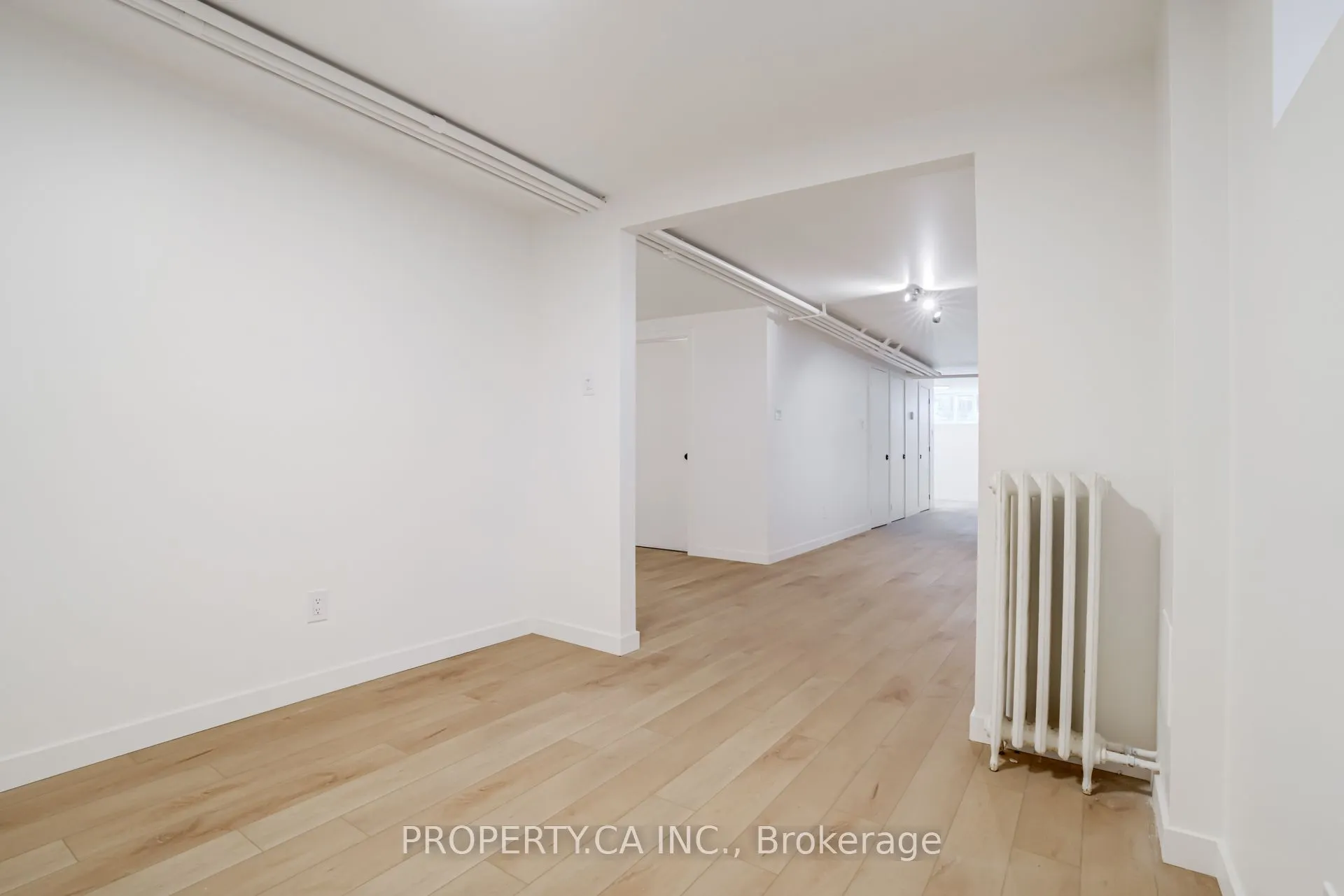 372 Saint Clarens Avenue, #Basement
