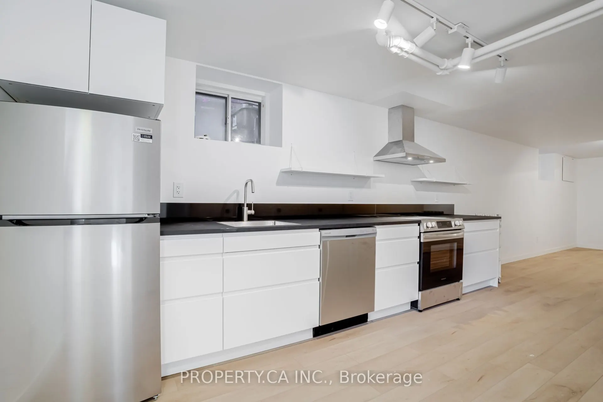 372 Saint Clarens Avenue, #Basement