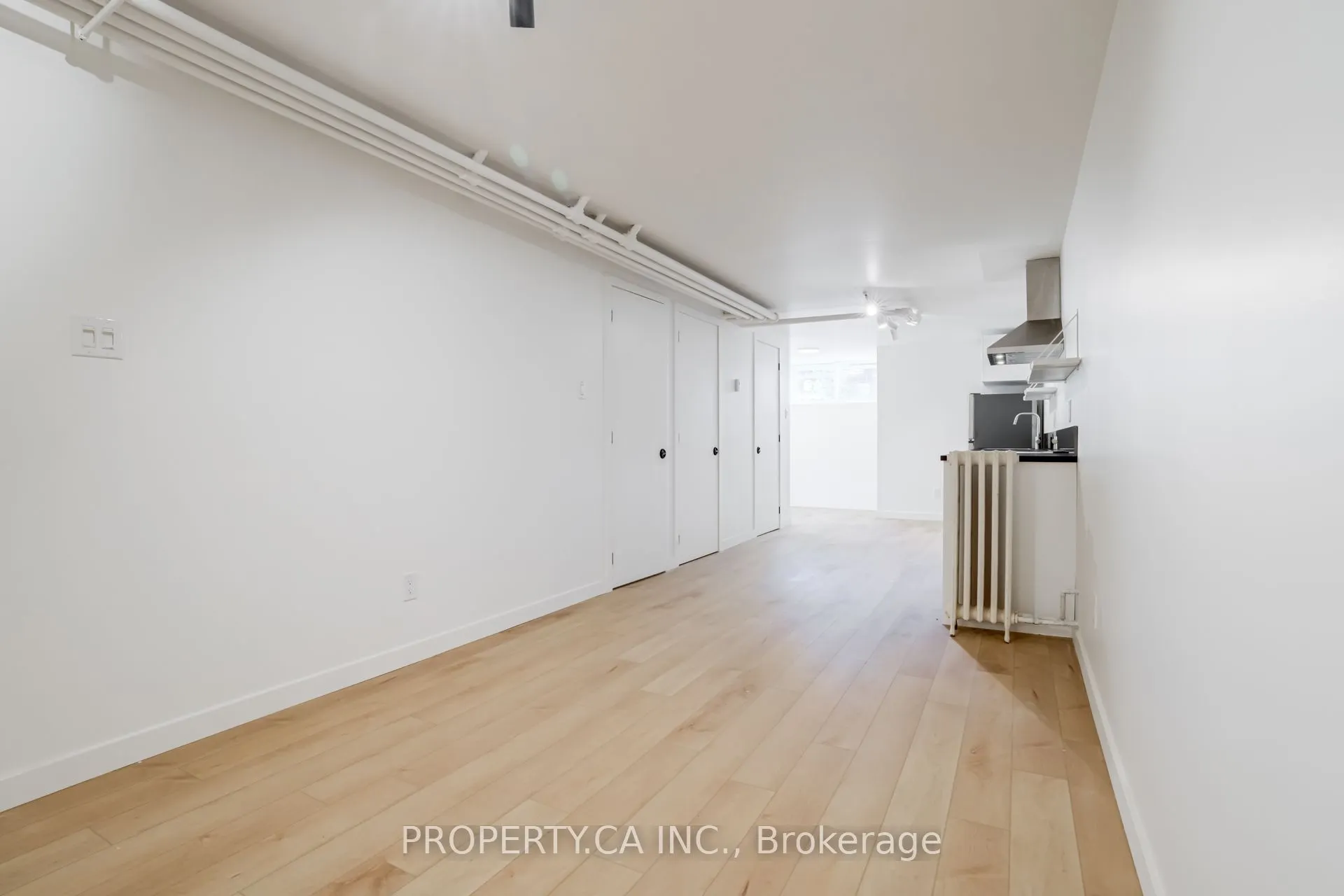 372 Saint Clarens Avenue, #Basement