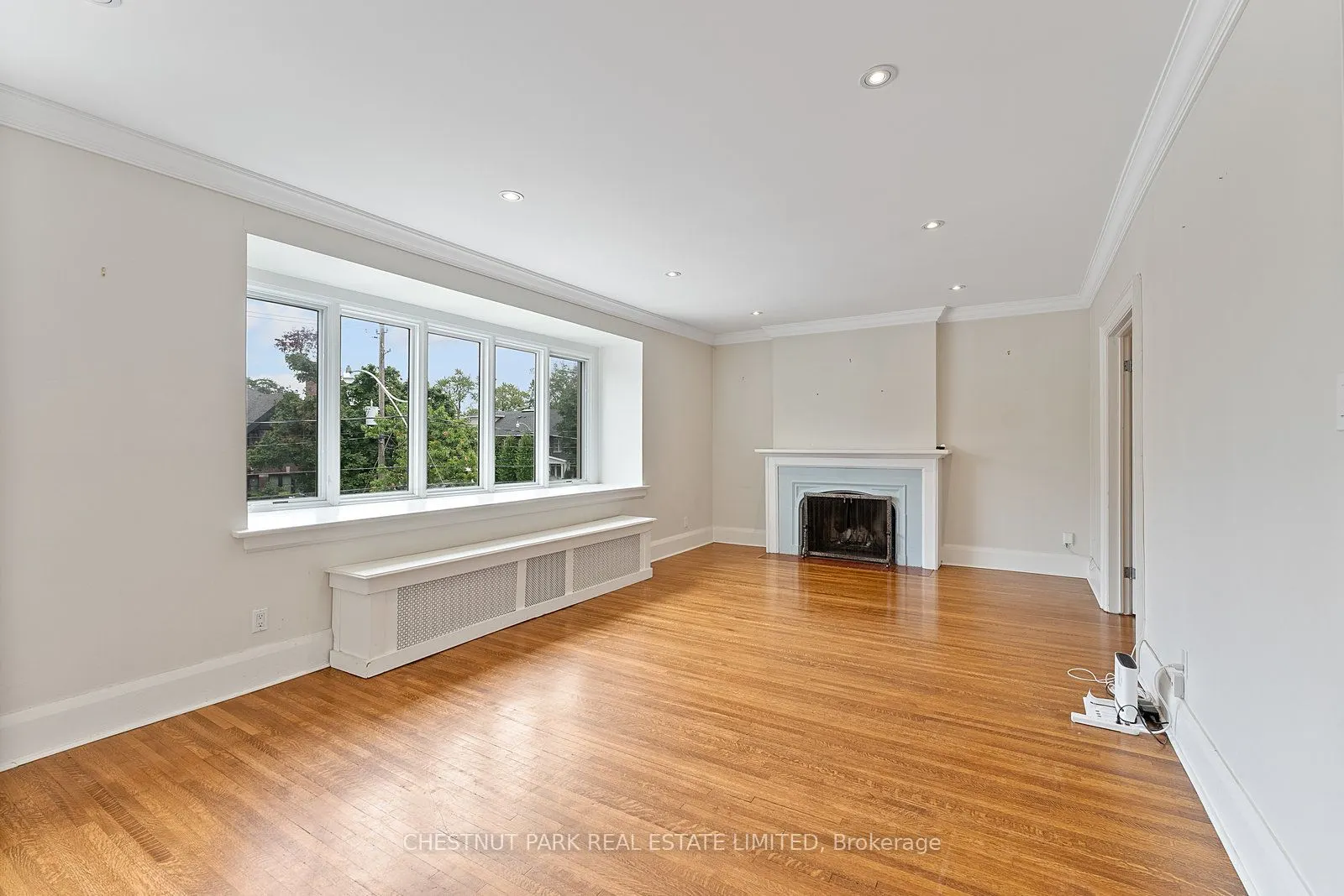 472 Oriole Parkway, #Upper