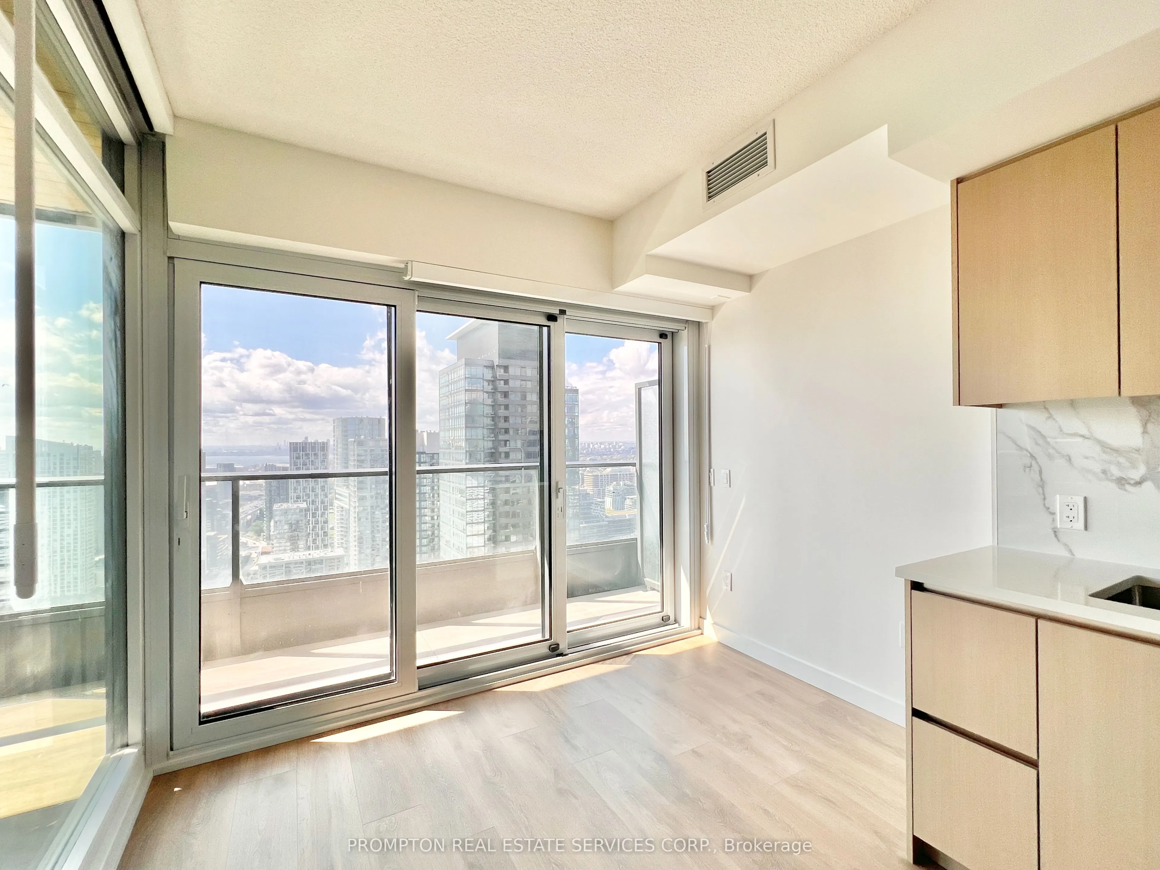 3 Concord Cityplace Way