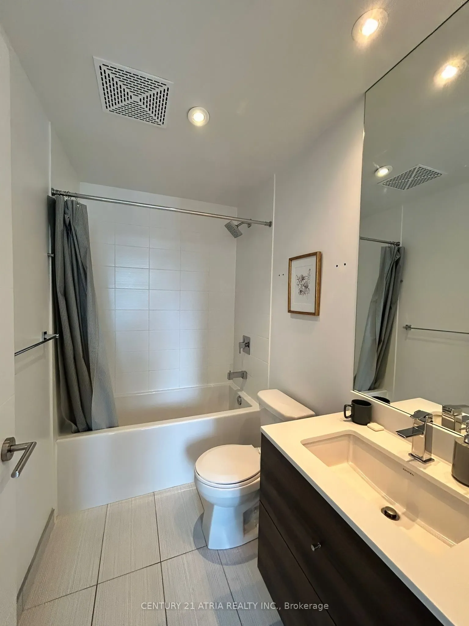 525 Adelaide Street W, #1503