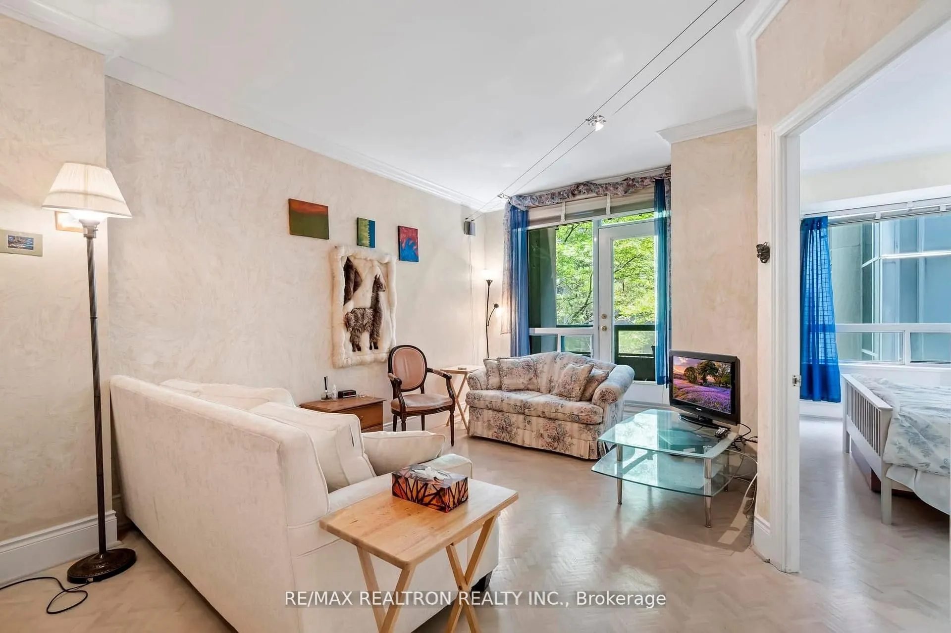 102 Bloor Street, #608