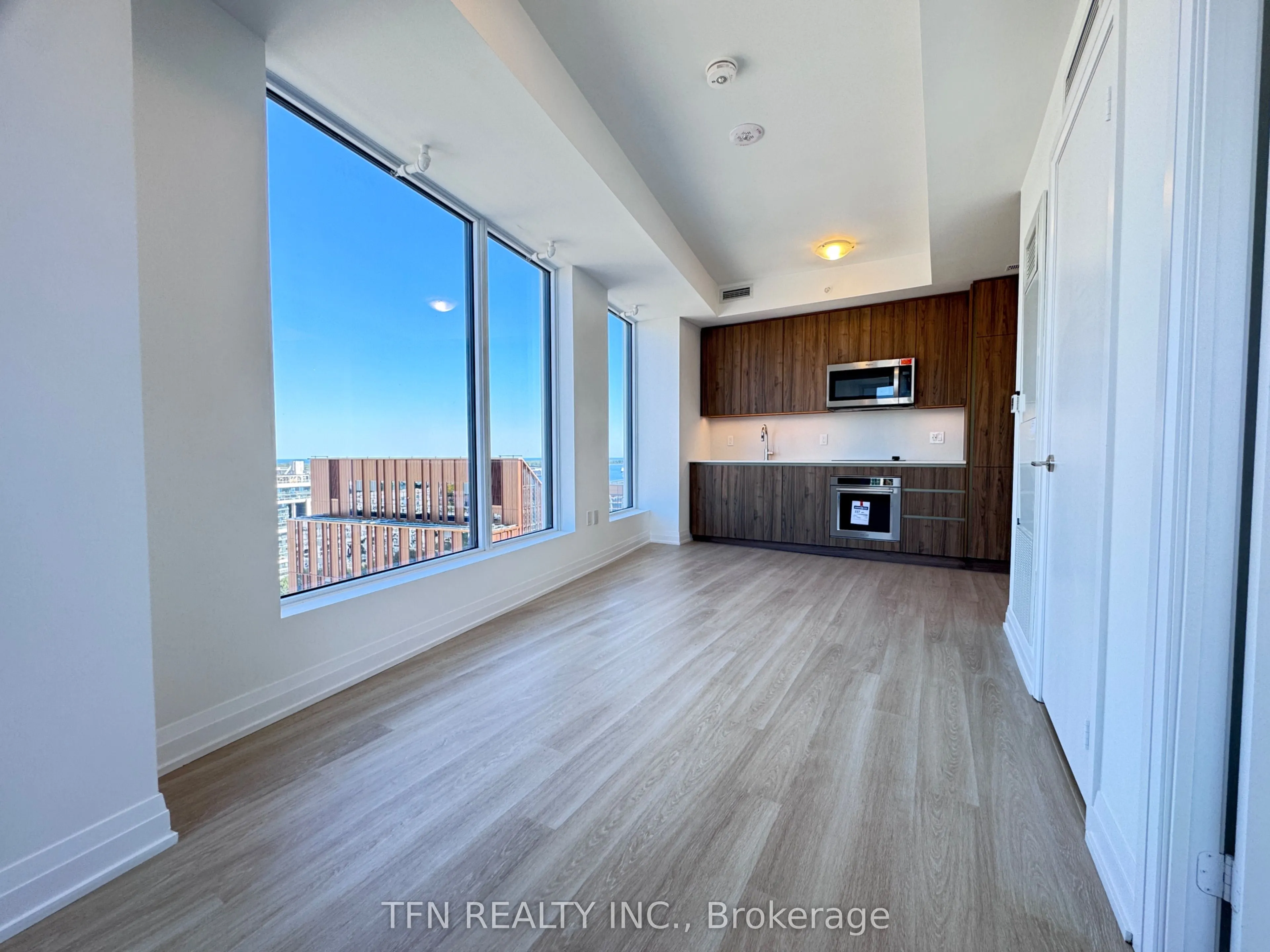 15 Richardson Street, #1705
