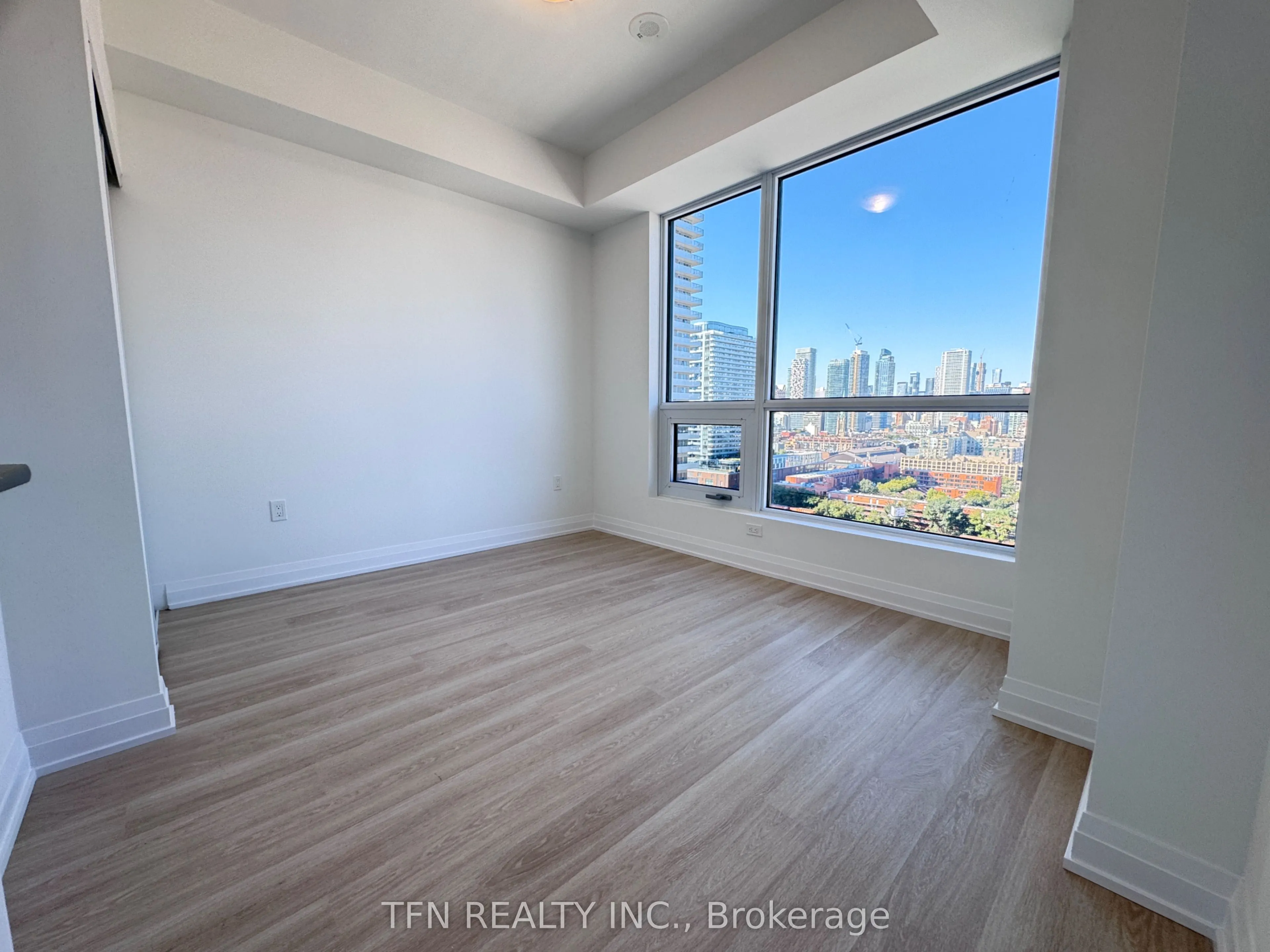 15 Richardson Street, #1705