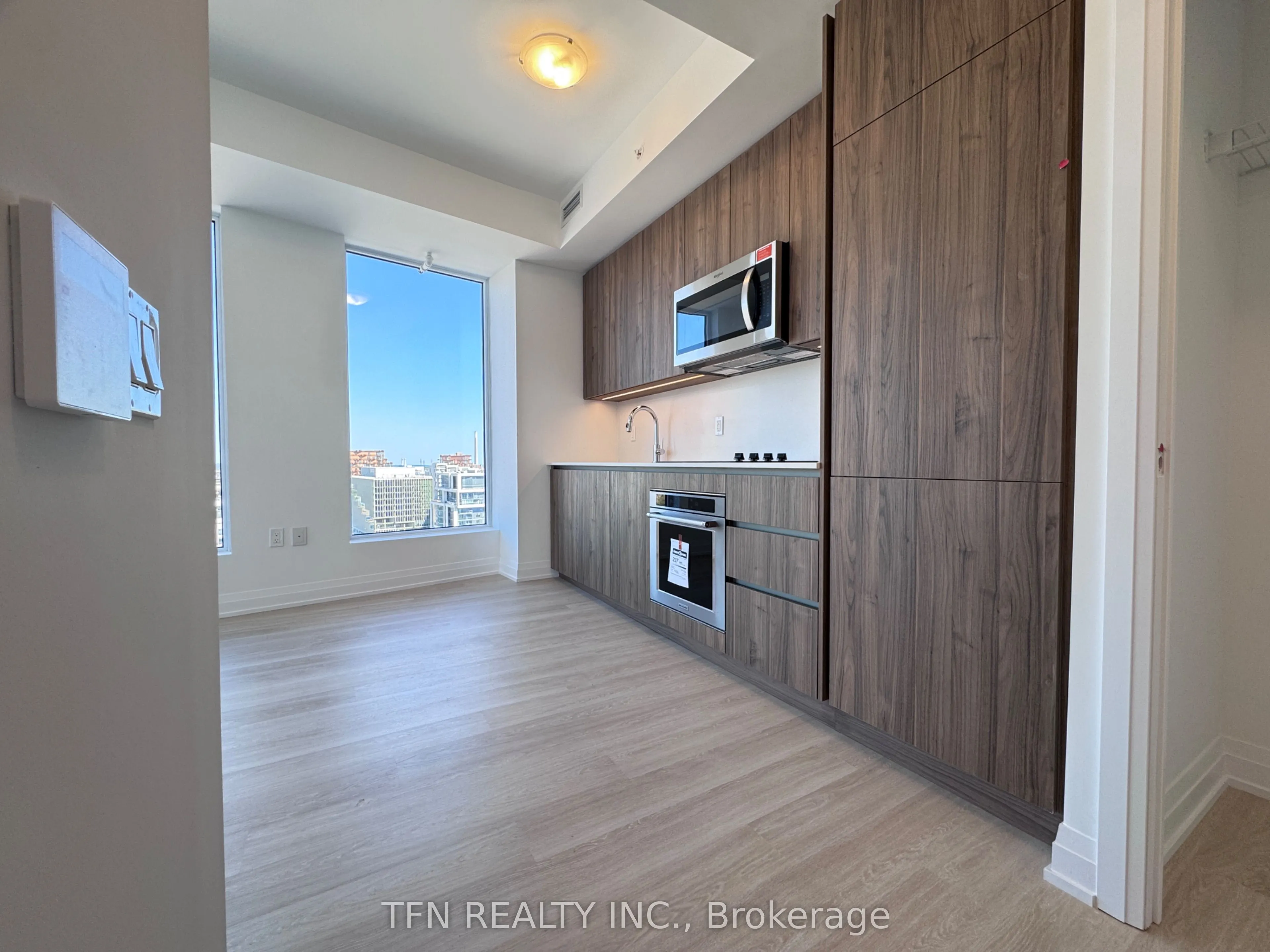 15 Richardson Street, #1705