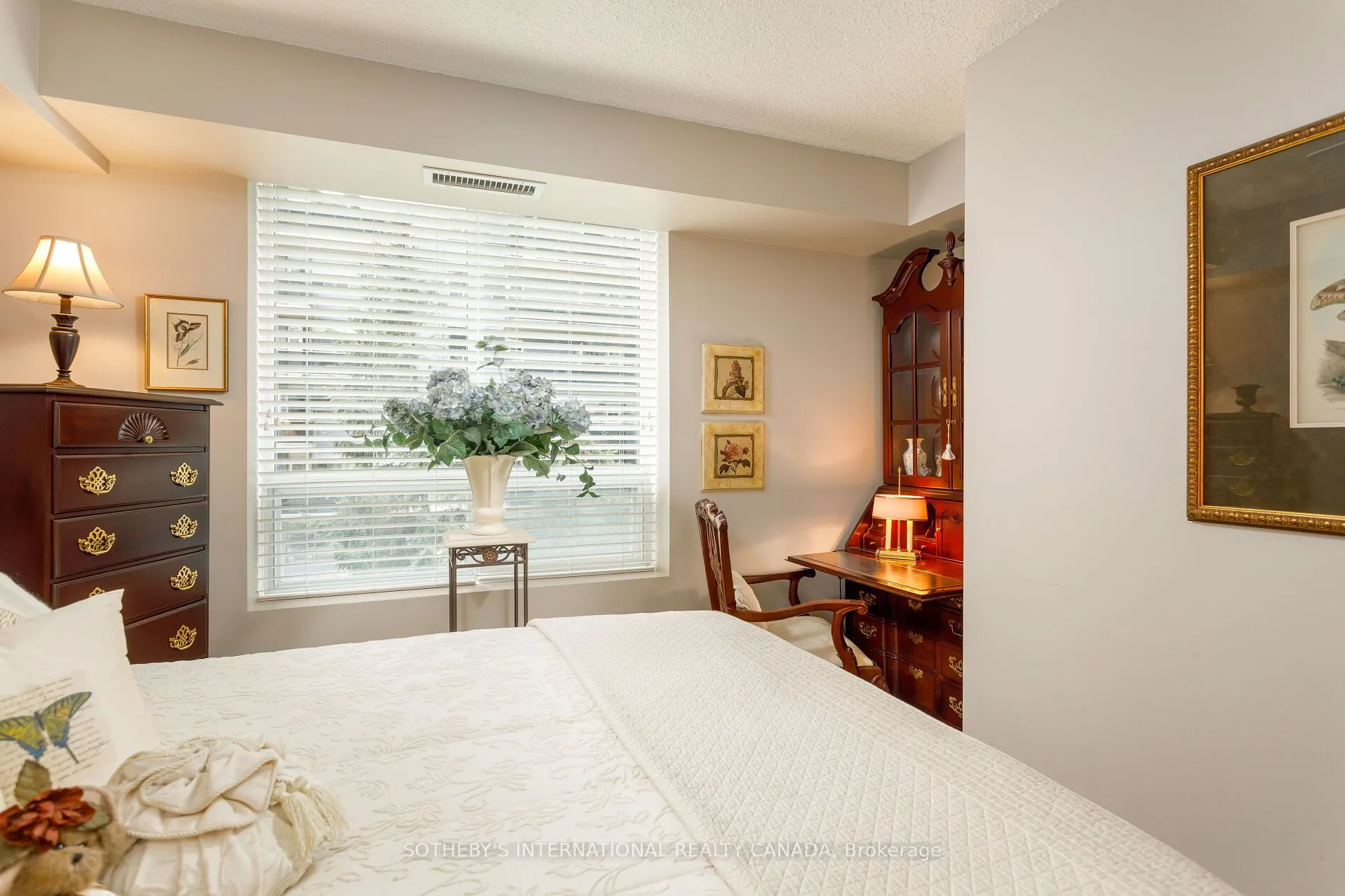 188 Redpath Avenue, #301
