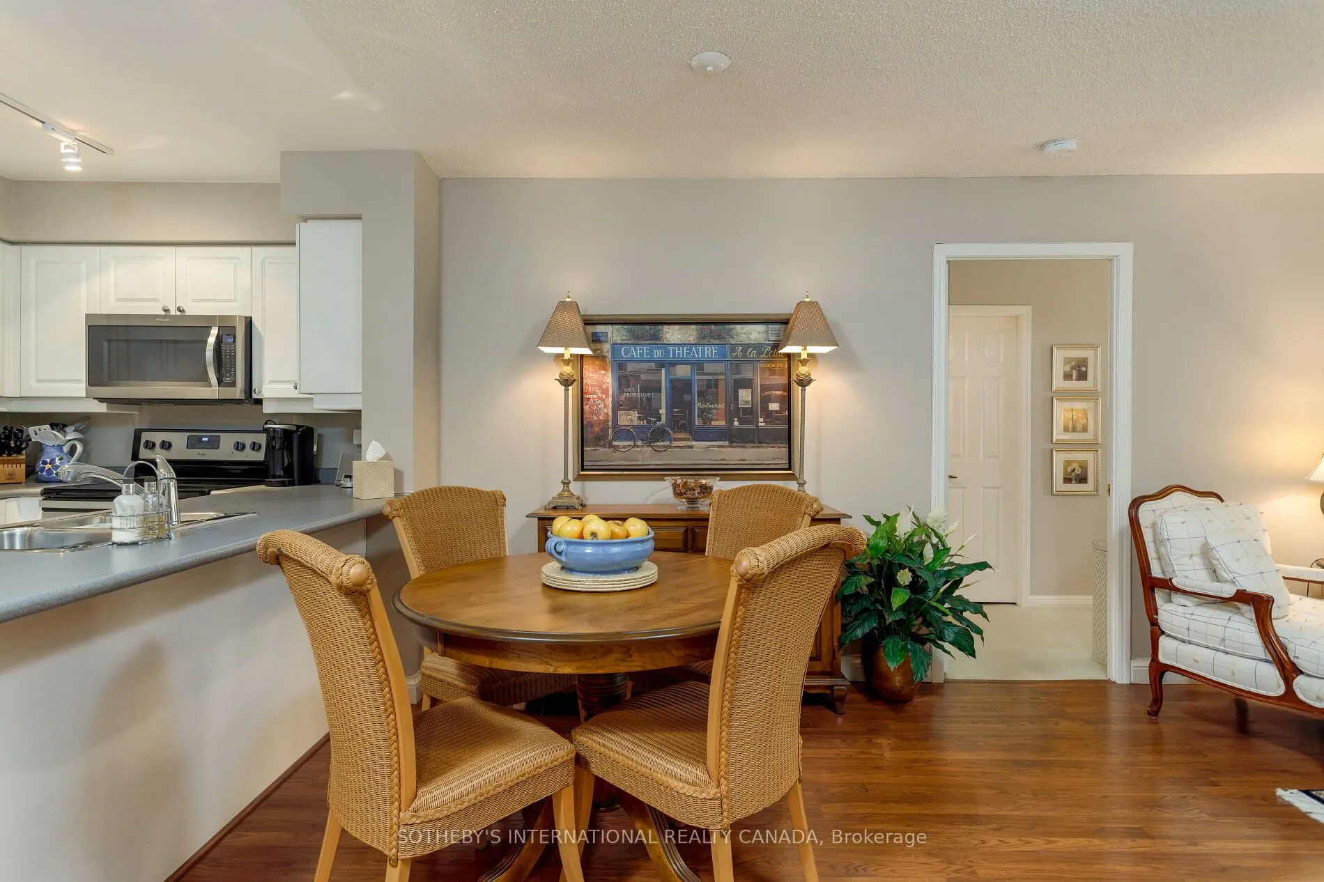 188 Redpath Avenue, #301
