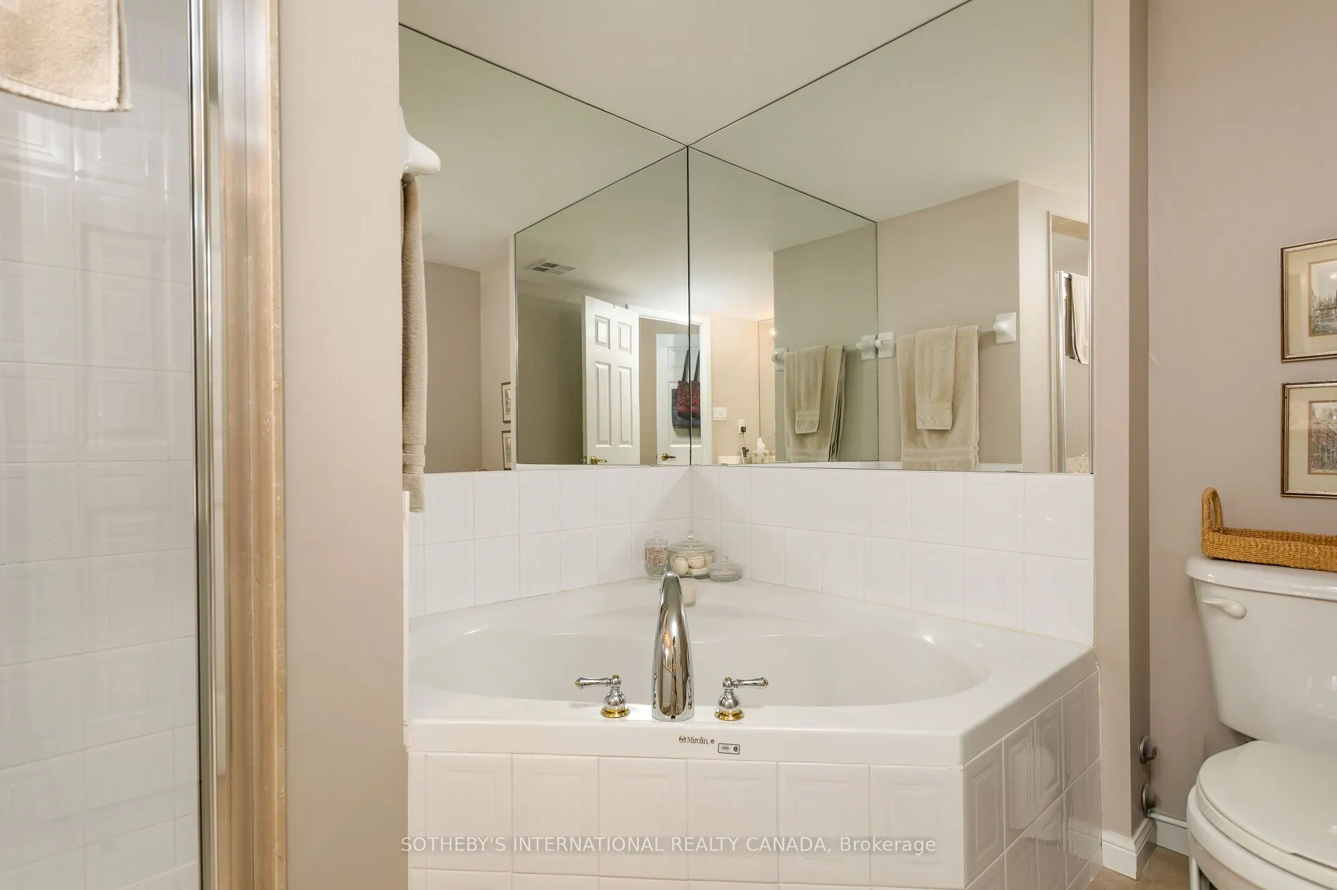 188 Redpath Avenue, #301