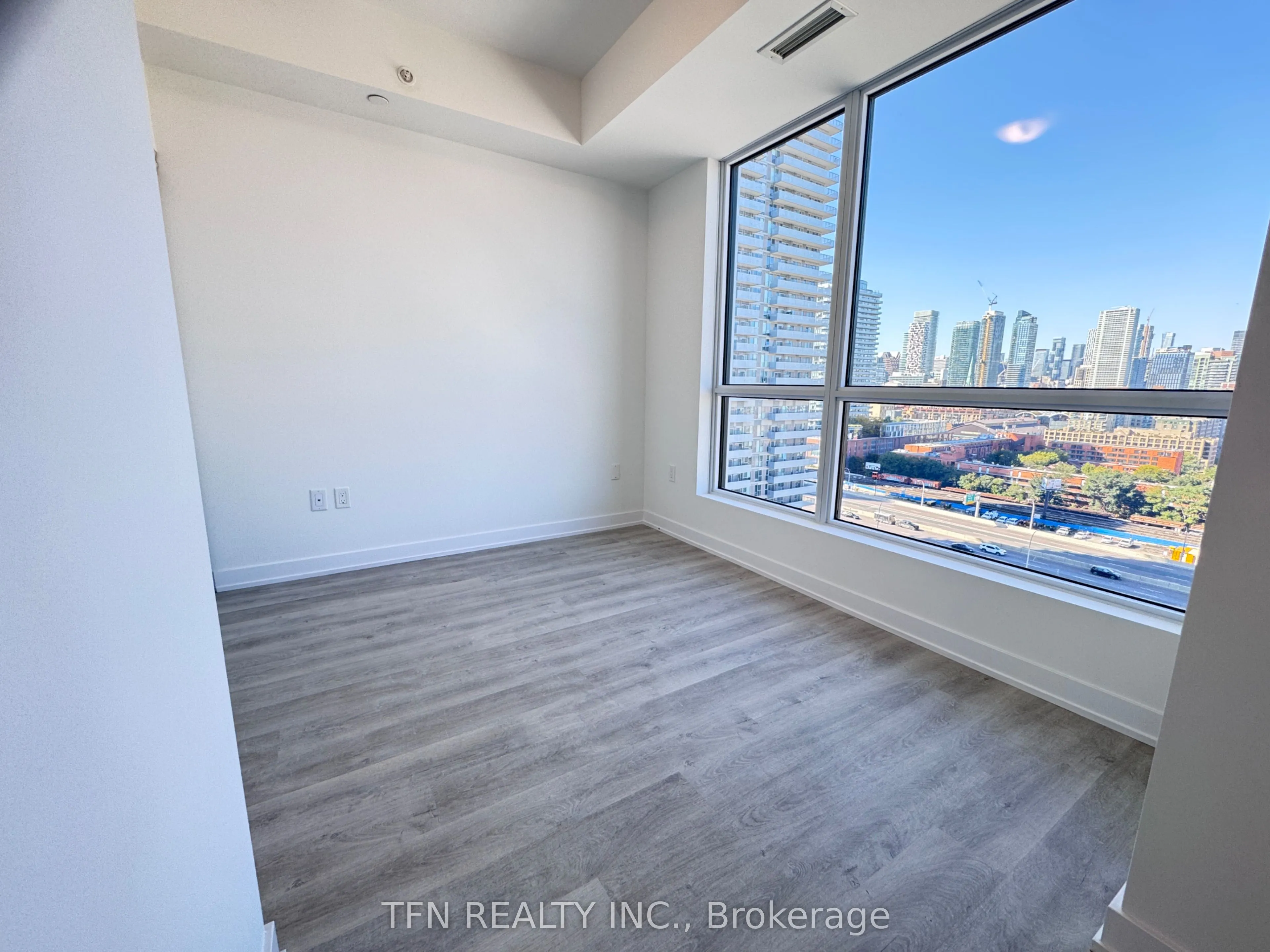 15 Richardson Street, #1504