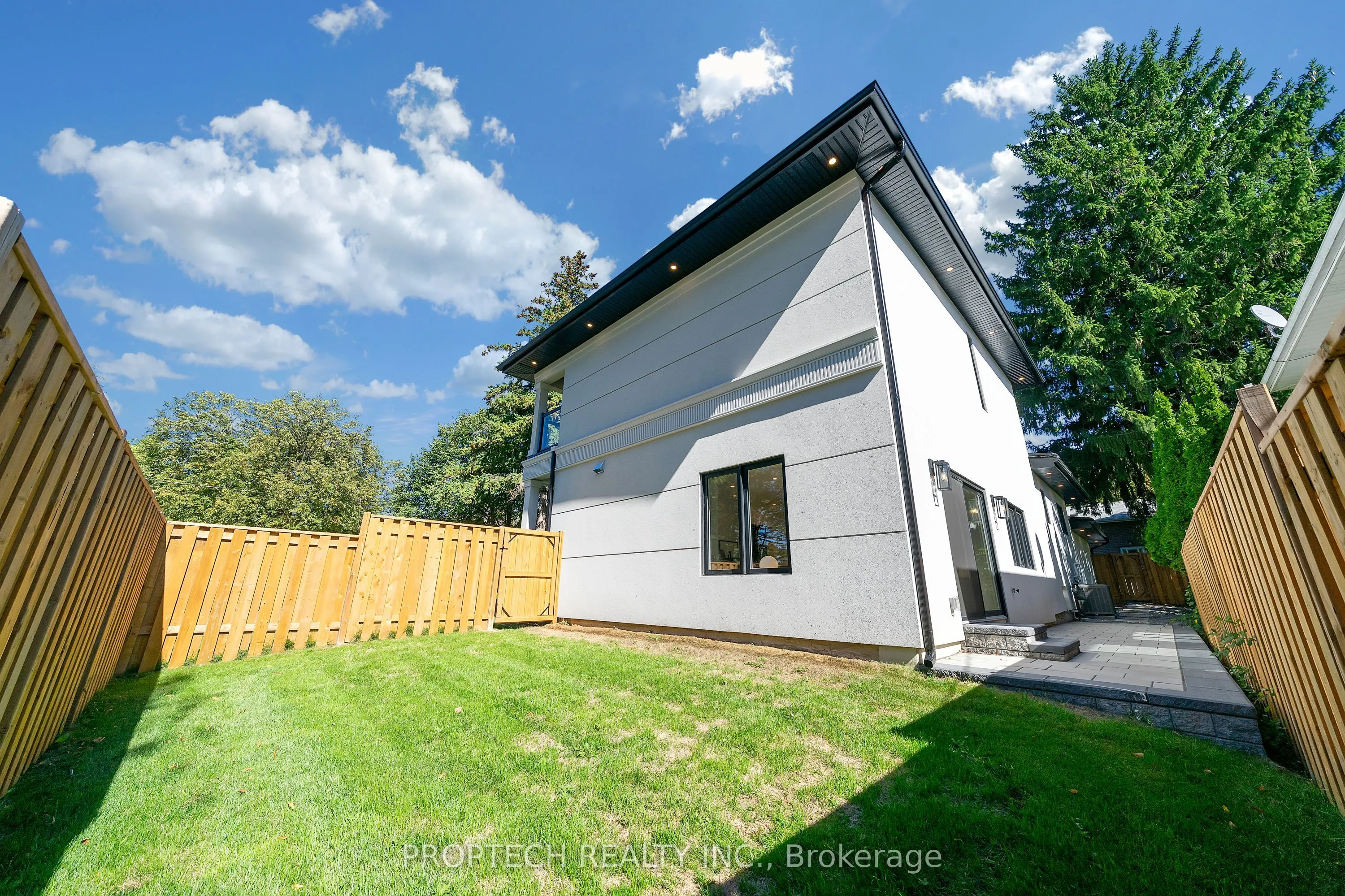5 Trailside Drive