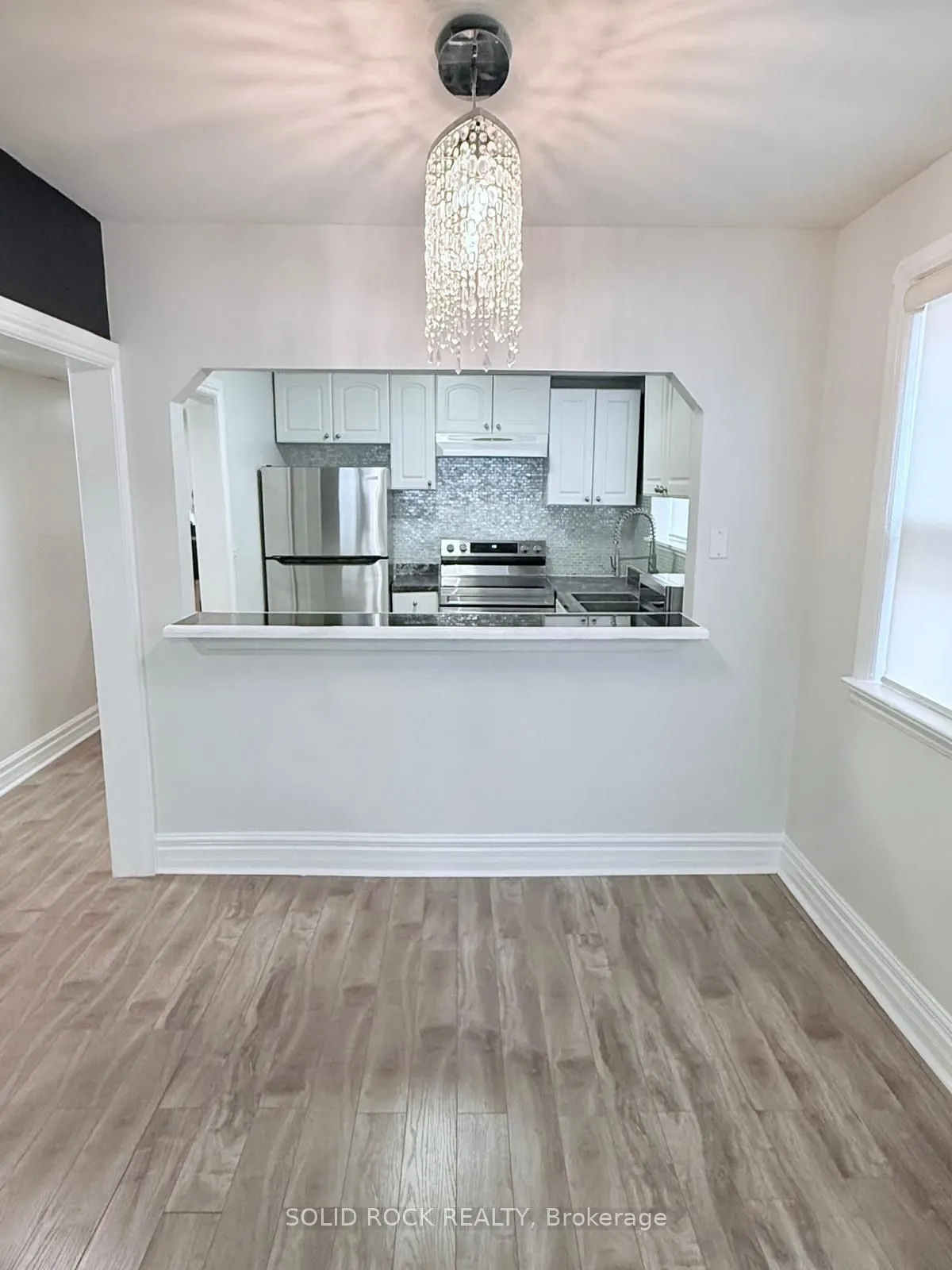 1050 Eglinton Avenue W, #A
