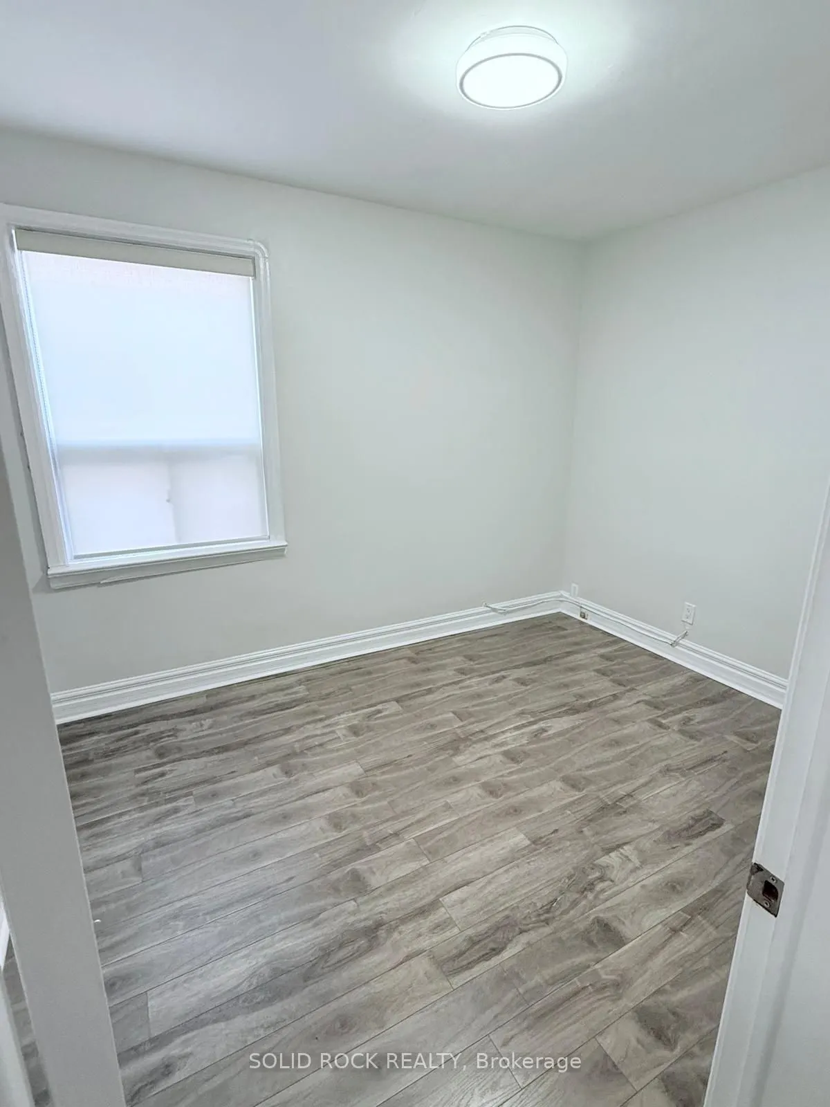 1050 Eglinton Avenue W, #A