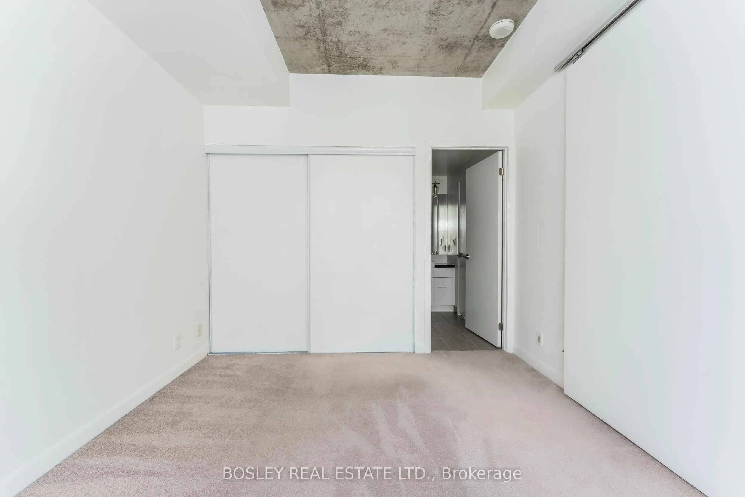 478 King Street W, #317