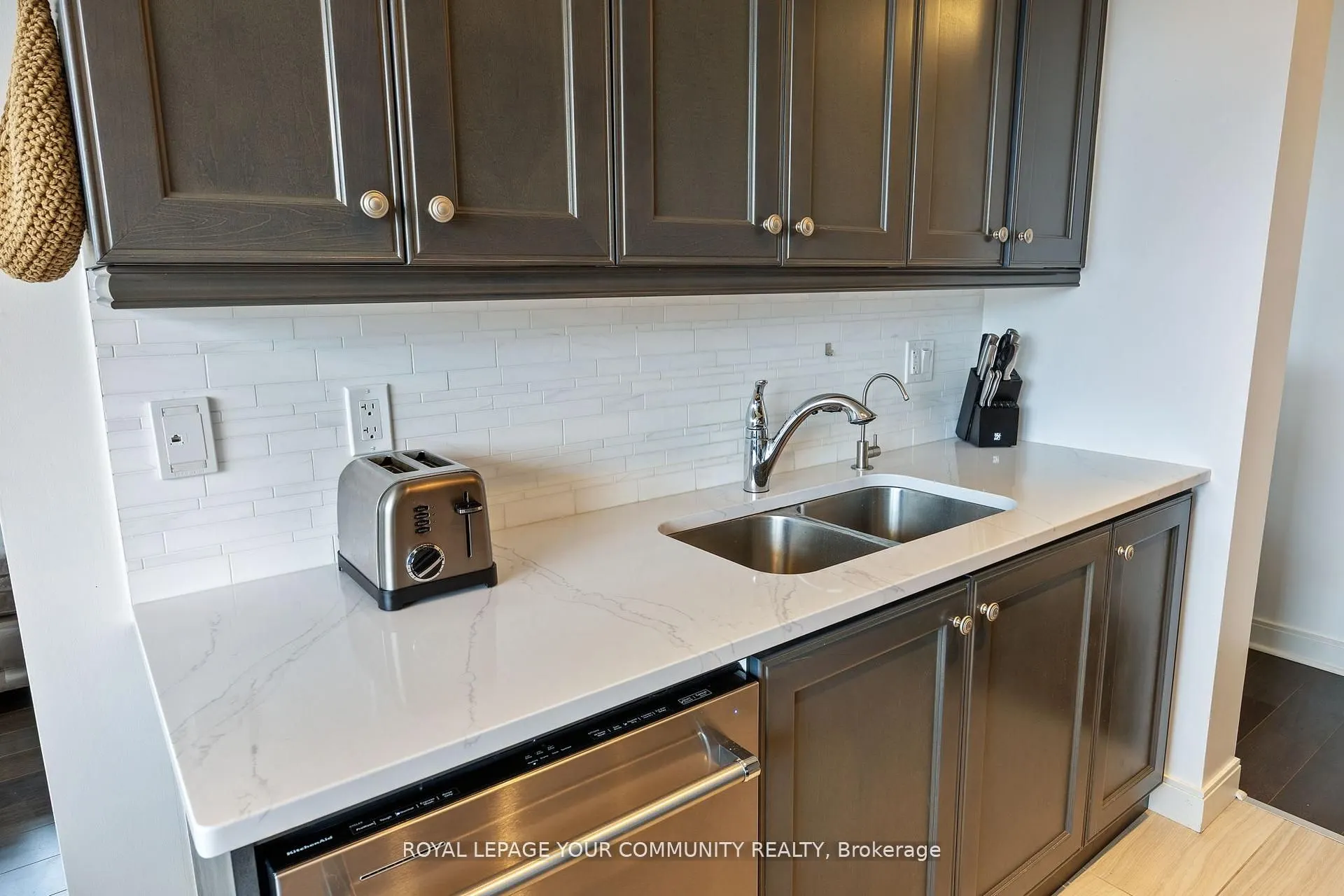 825 Church Street, #611