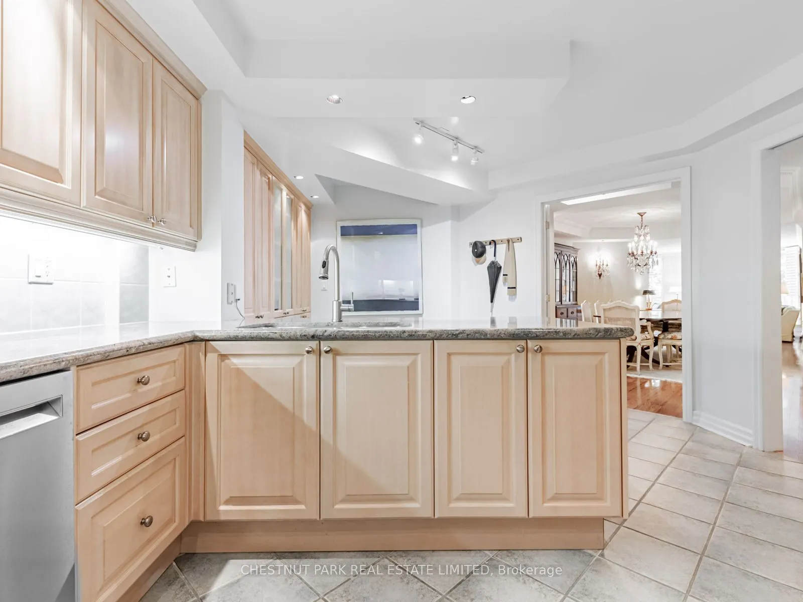 2727 Yonge Street, #514