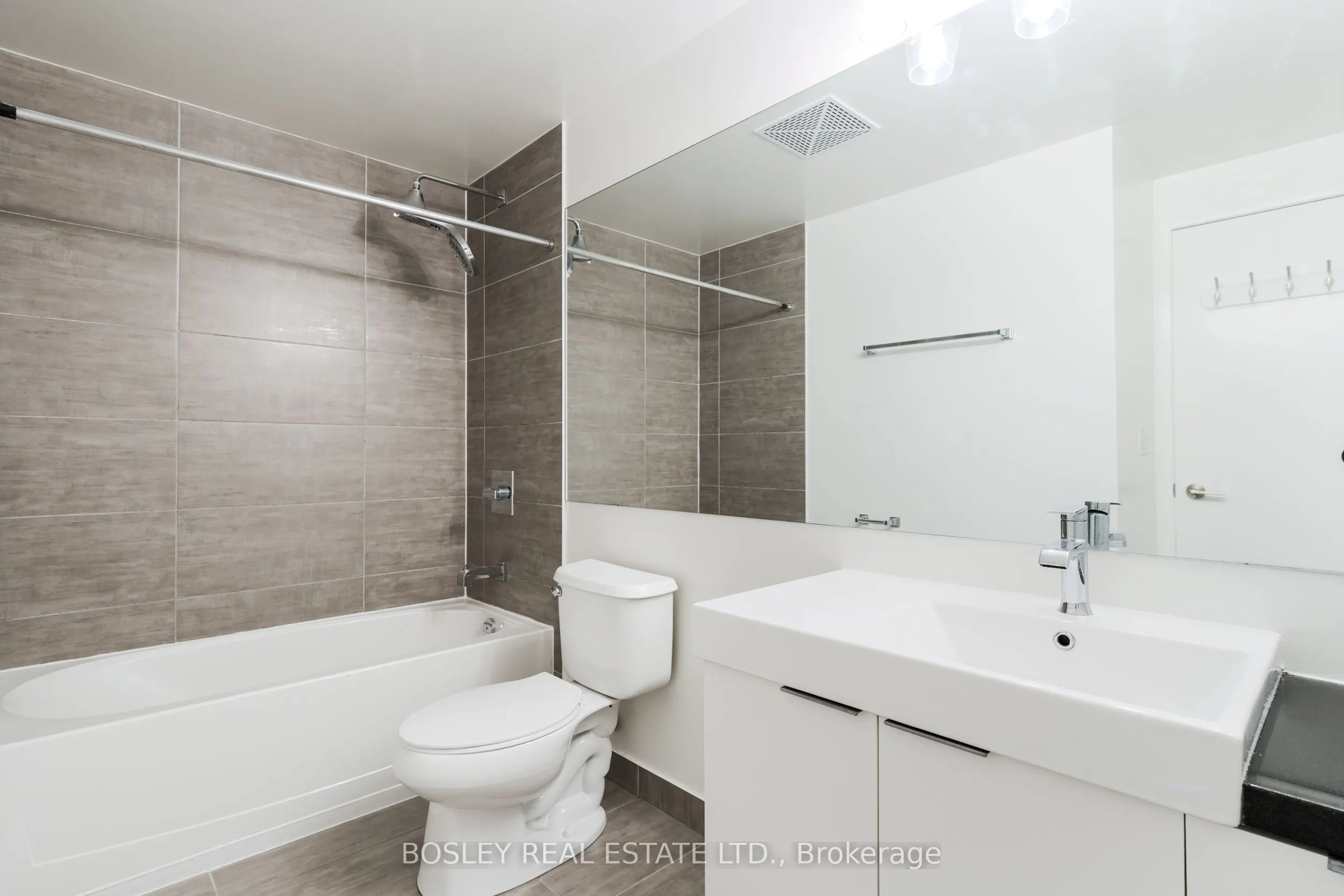 478 King Street W, #317