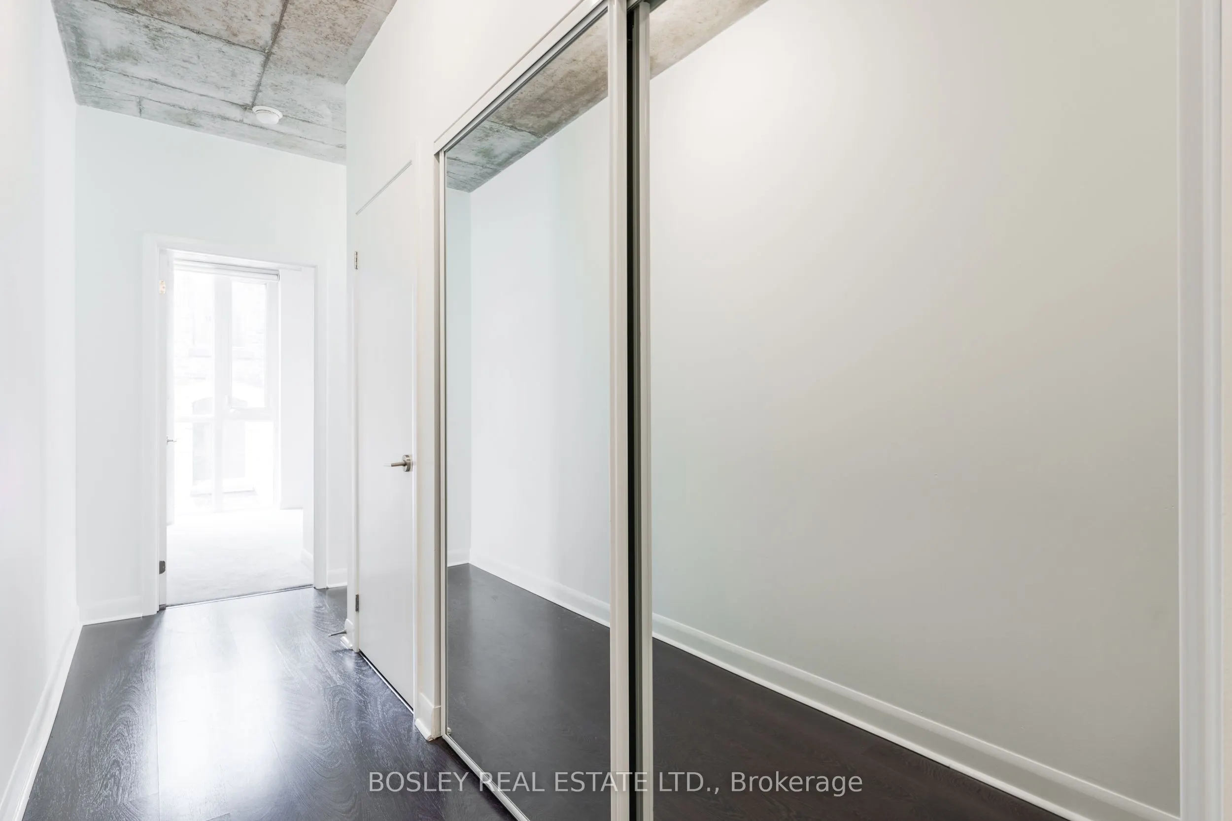 478 King Street W, #317