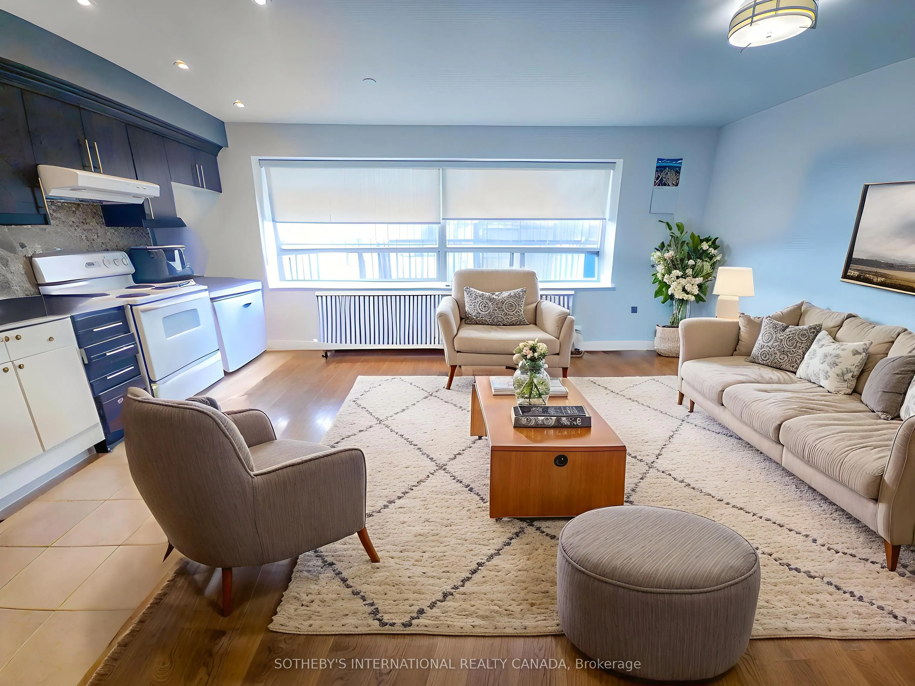 710 Spadina Avenue, #104