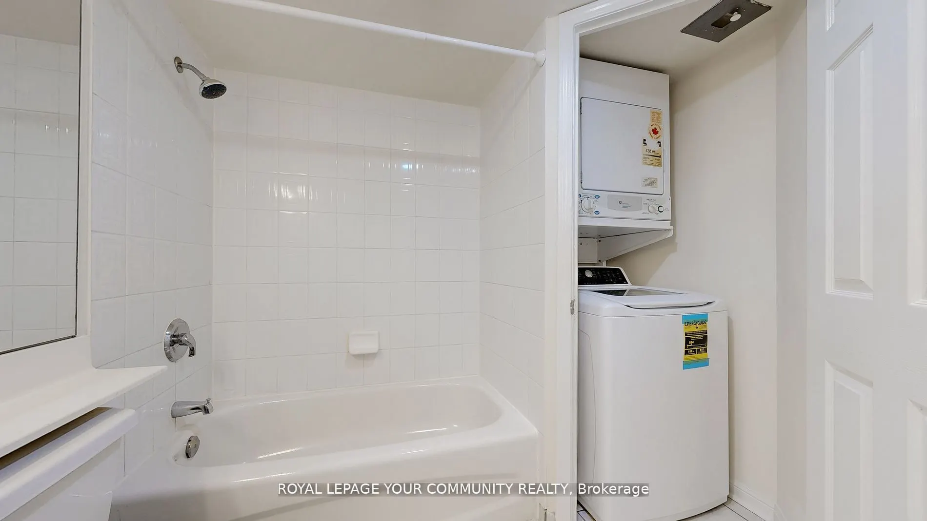 230 Queens Quay W, #2323
