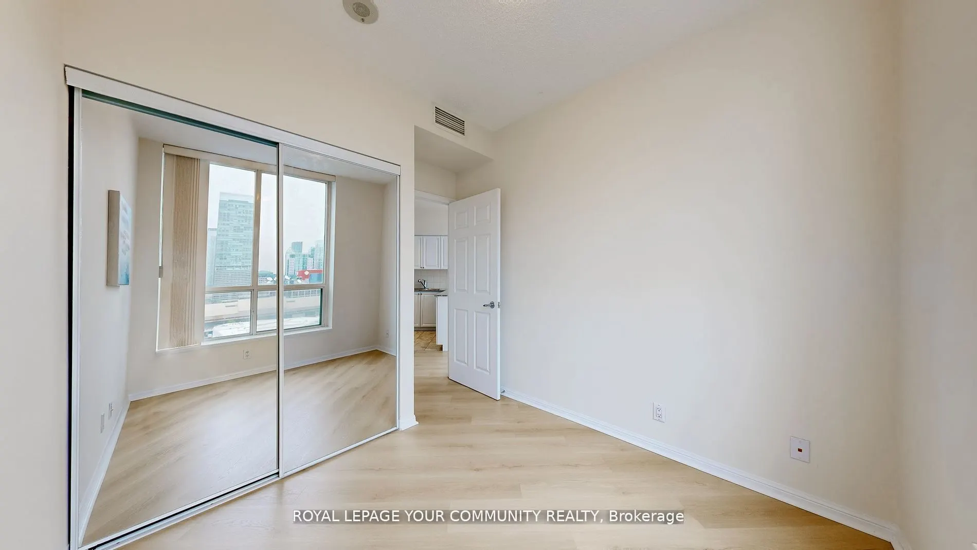 230 Queens Quay W, #2323