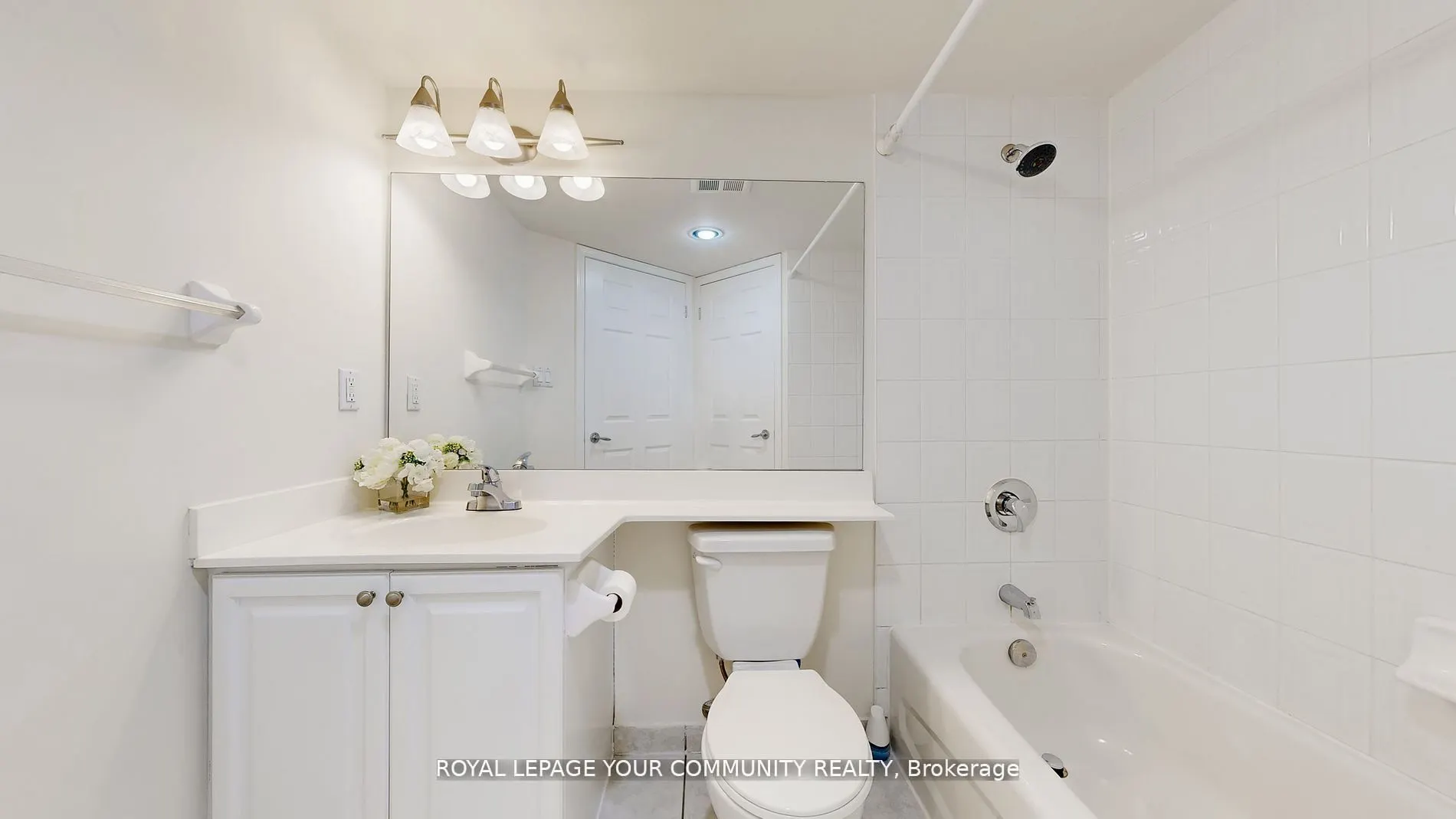 230 Queens Quay W, #2323