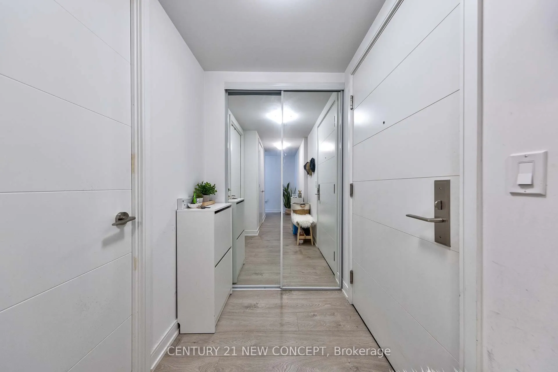 50 wellesley Street E, #508