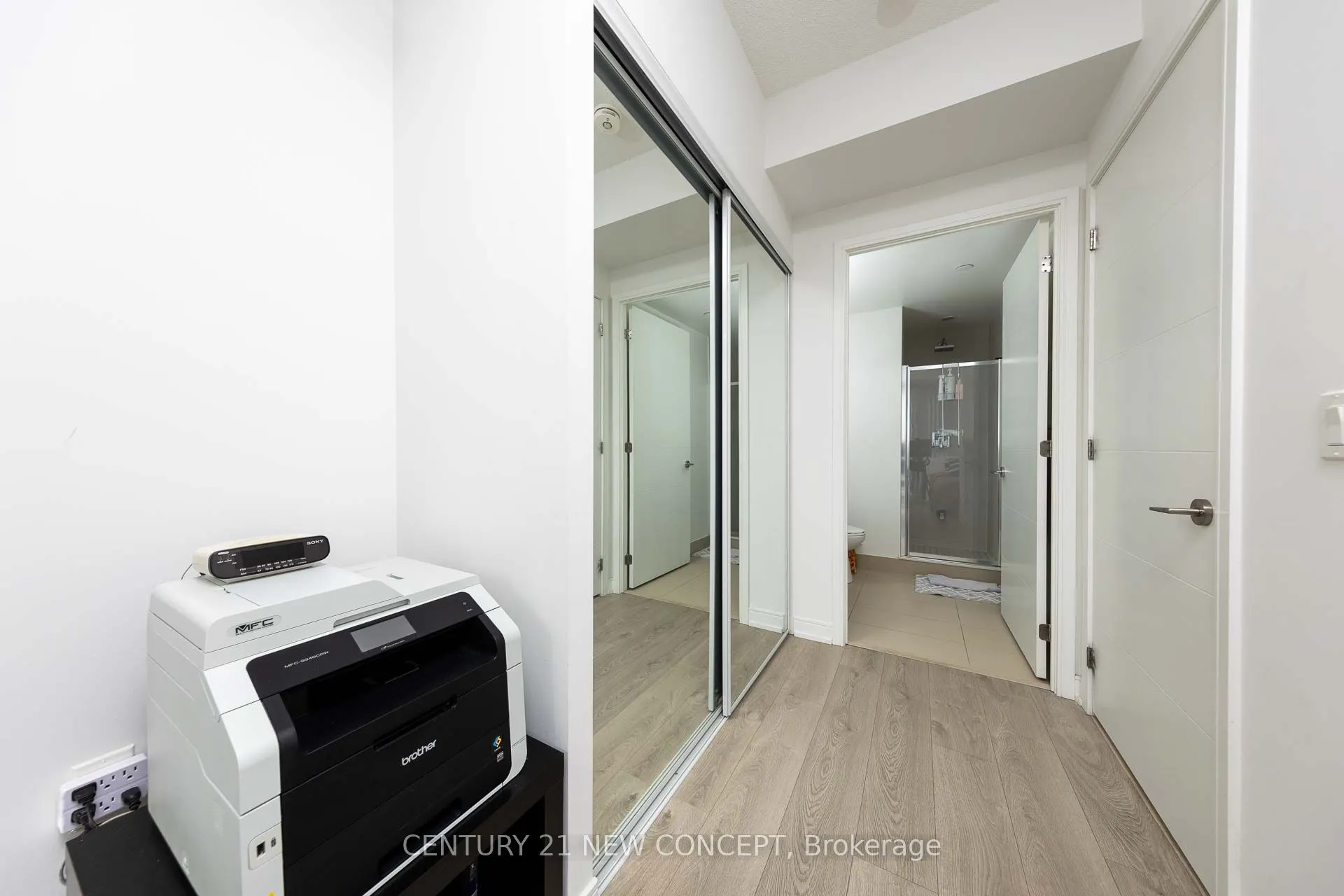 50 wellesley Street E, #508