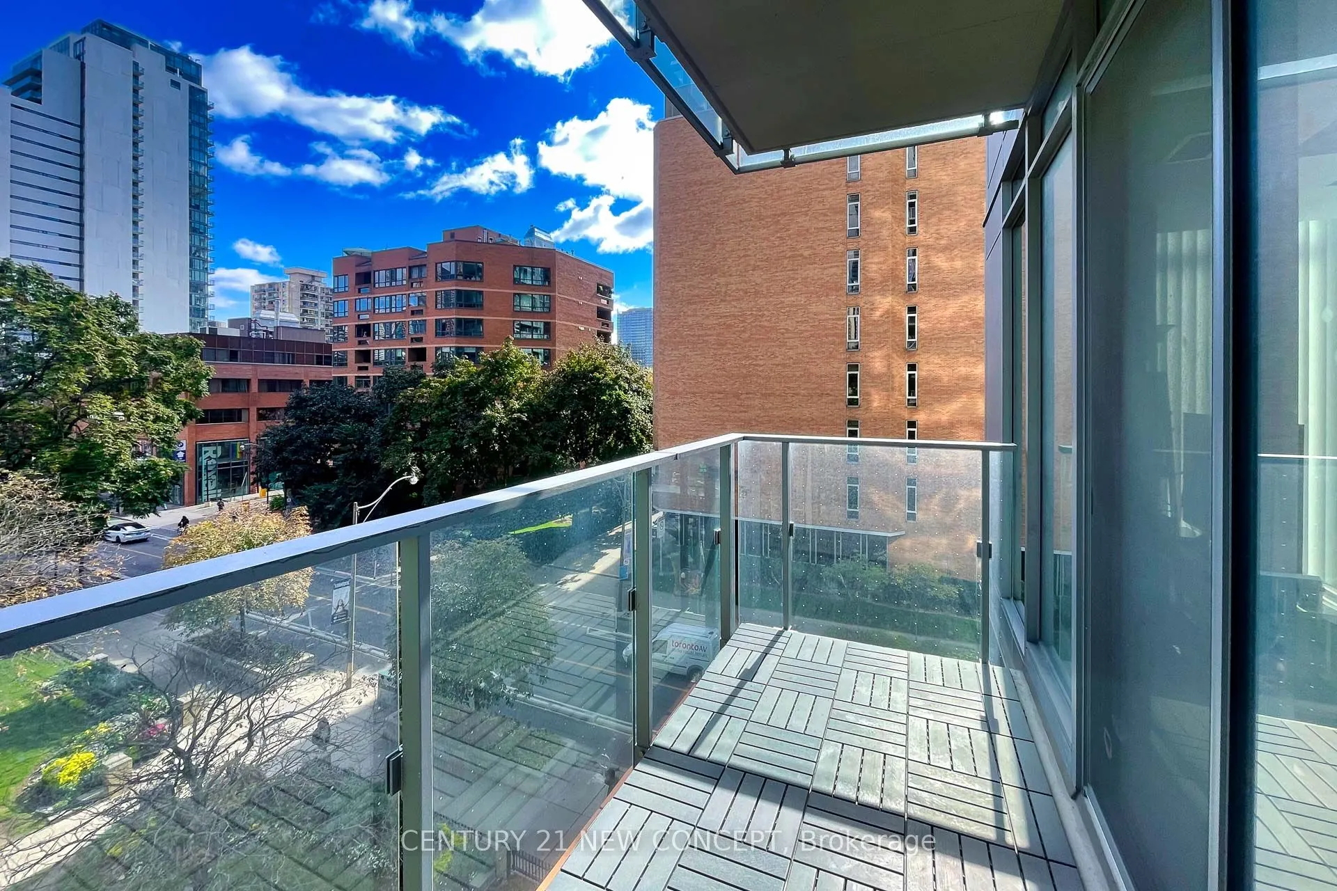 50 wellesley Street E, #508