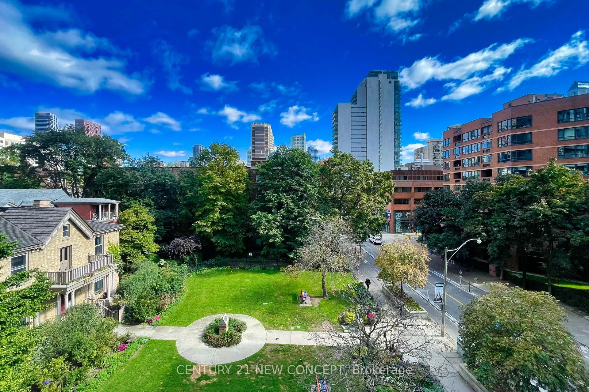 50 wellesley Street E, #508