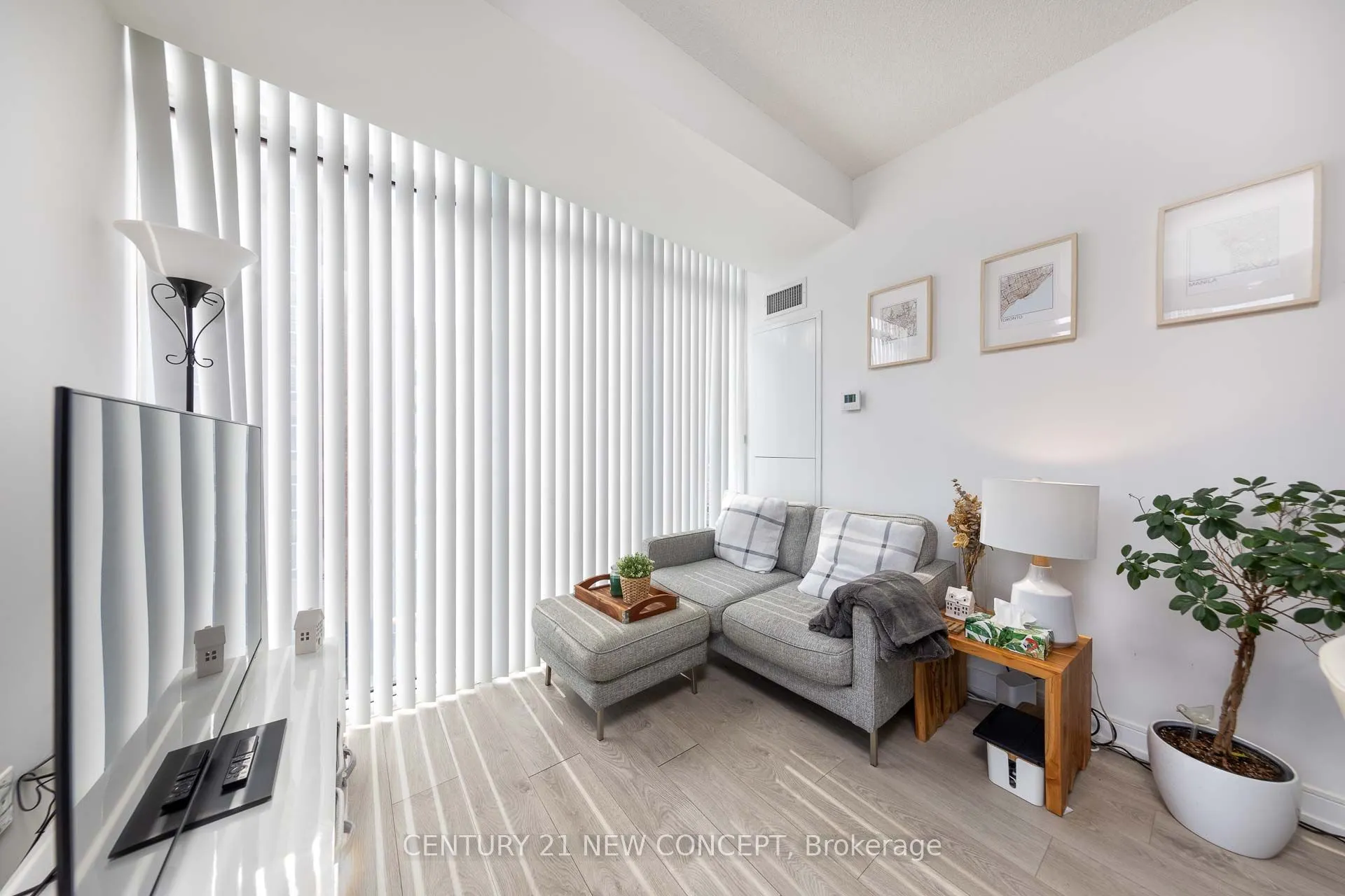 50 wellesley Street E, #508